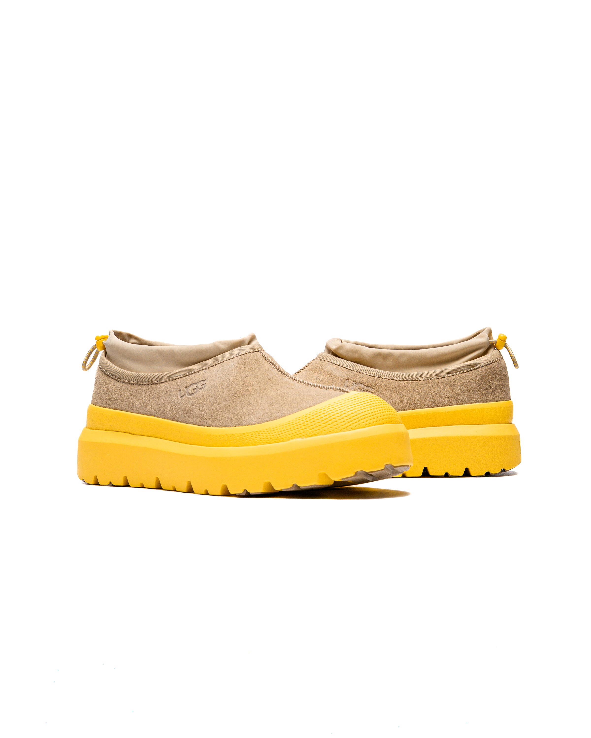 UGG Classic Ultra Mini Weather Hybrid
