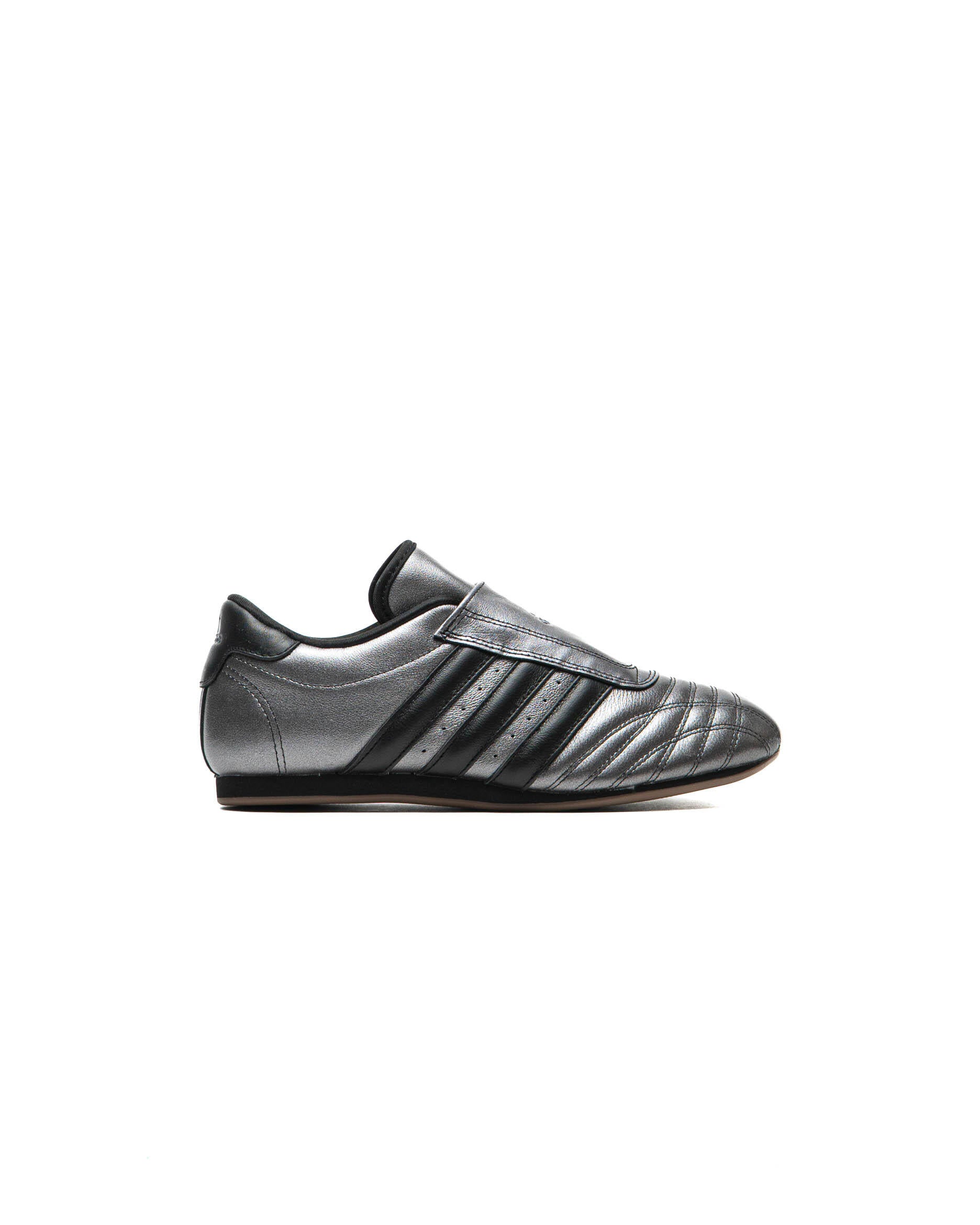 adidas Originals | Sneakers & Apparel | AFEW STORE