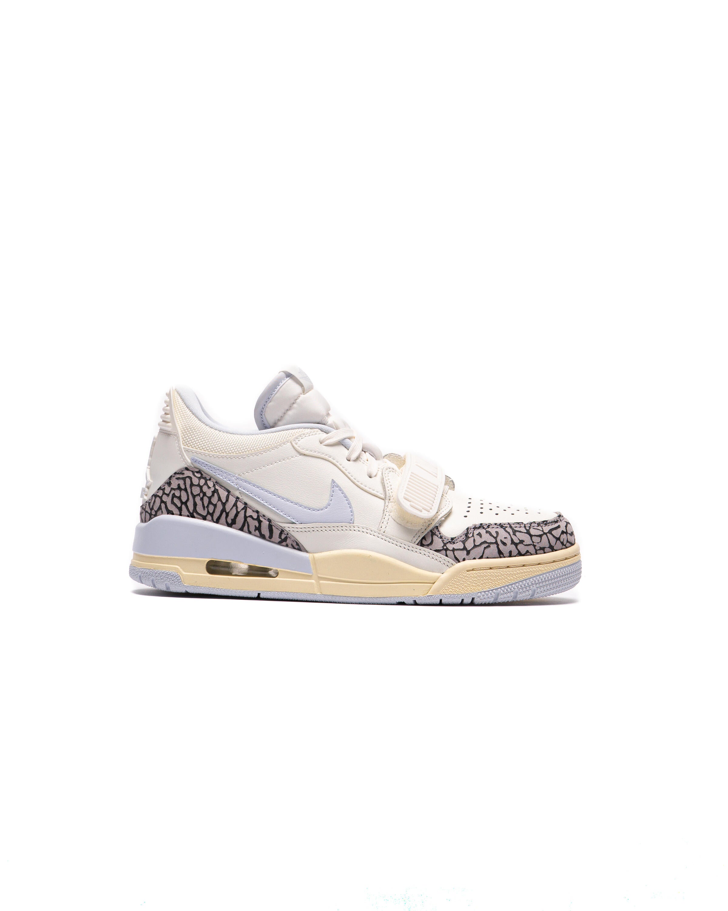 air-jordan-wmns-legacy-312-low