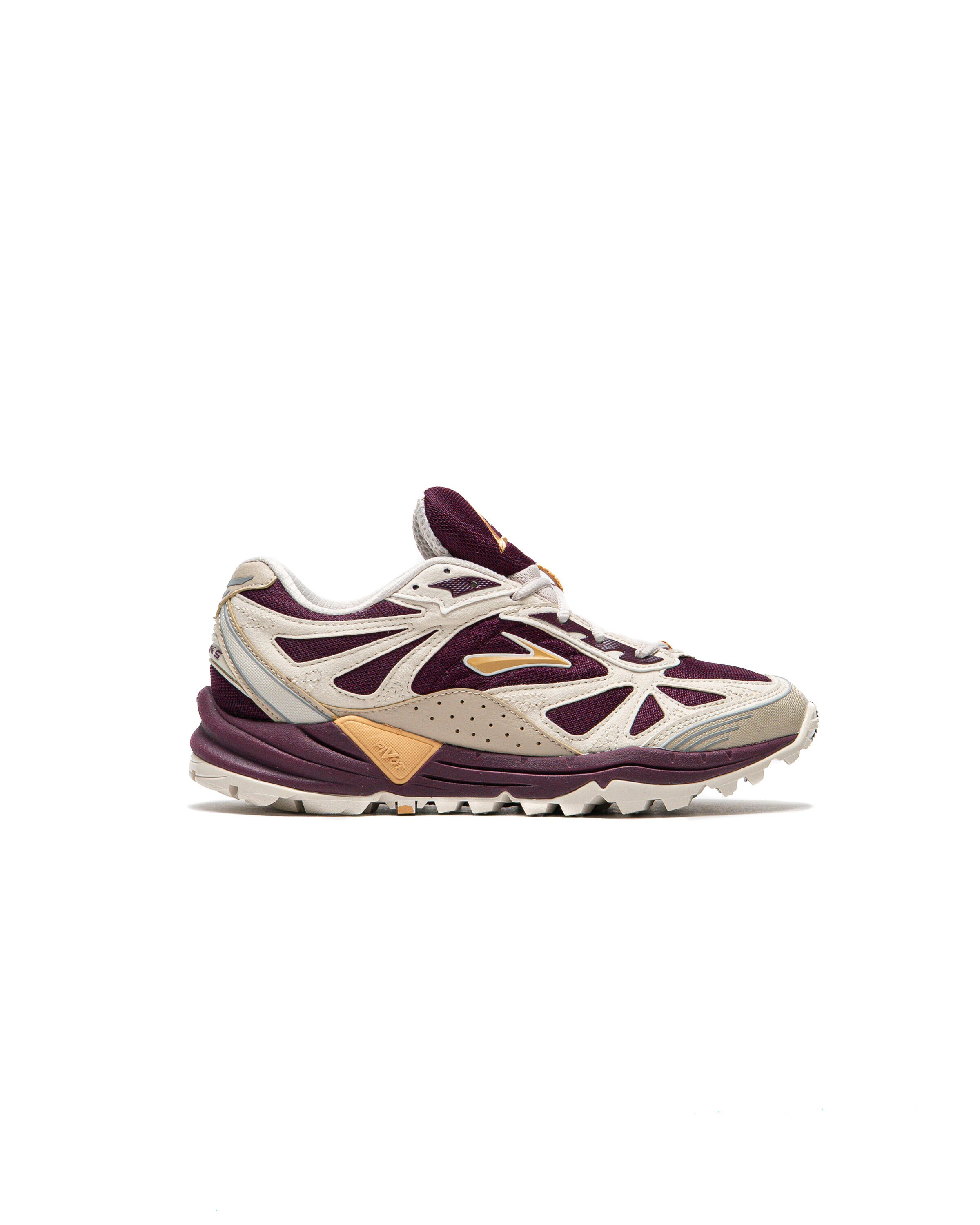 brooks-cascadia-1-beet-