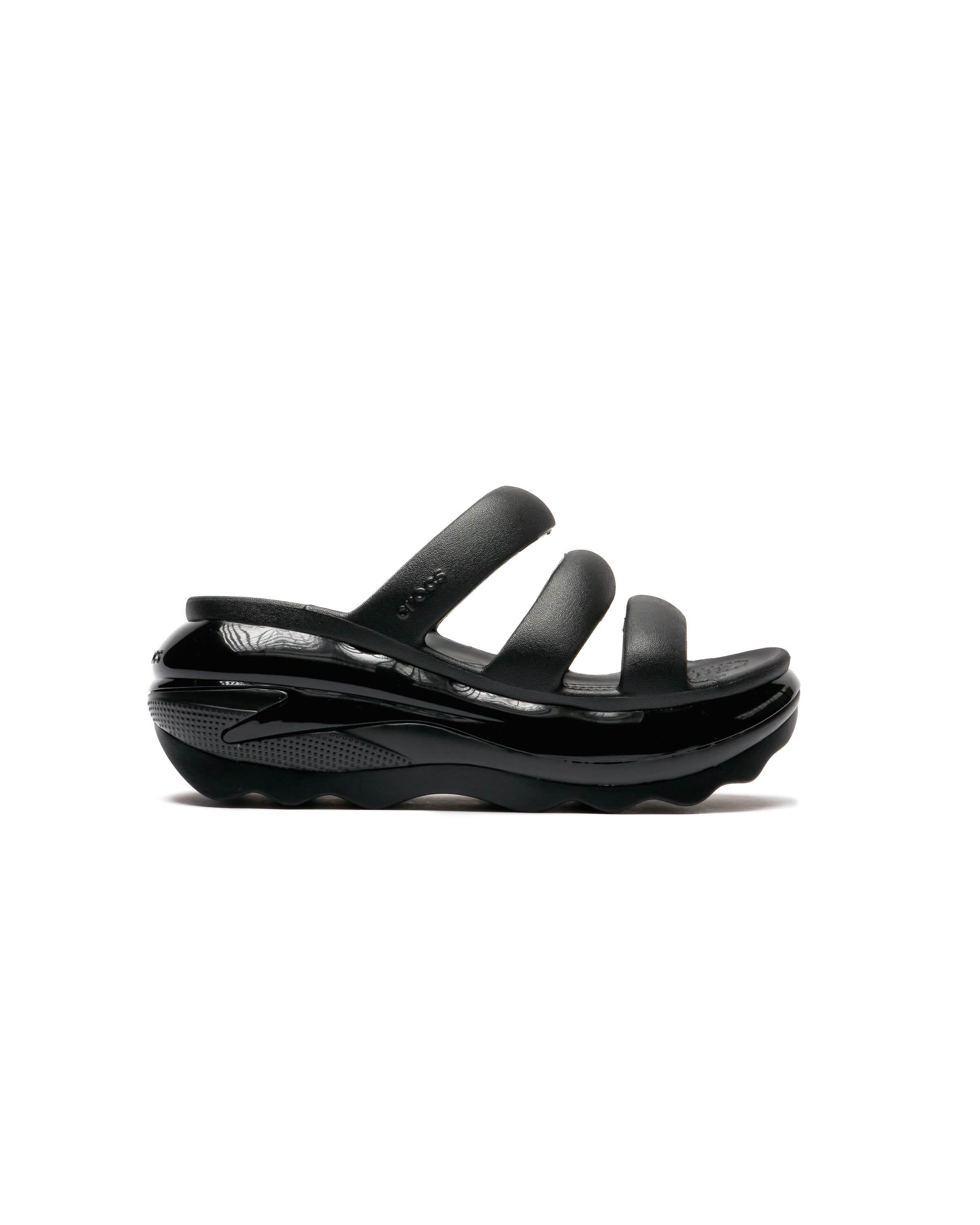 crocs-mega-crush-triple-strap-