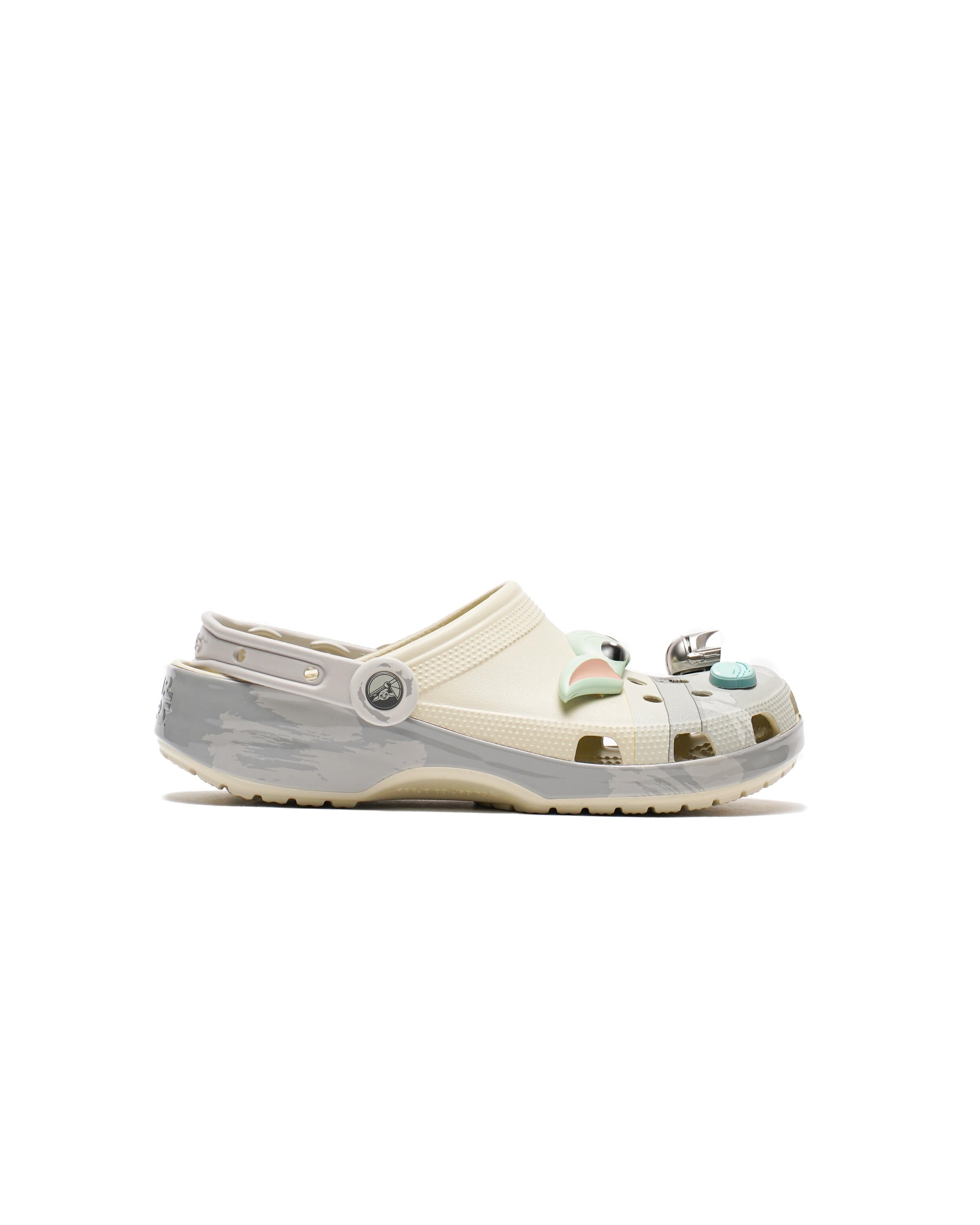 crocs-x-star-wars-grogu-