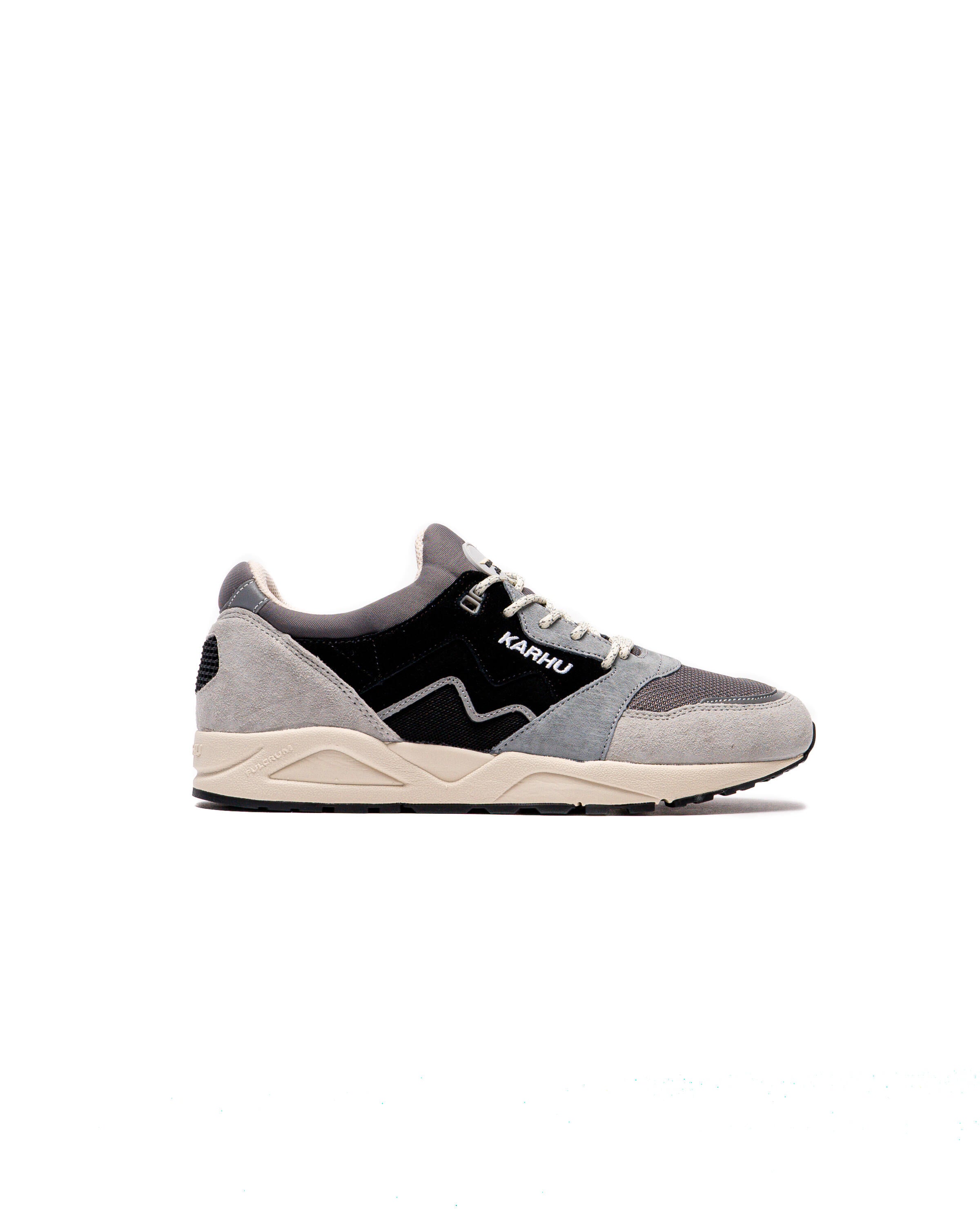 karhu aria 95 jet black