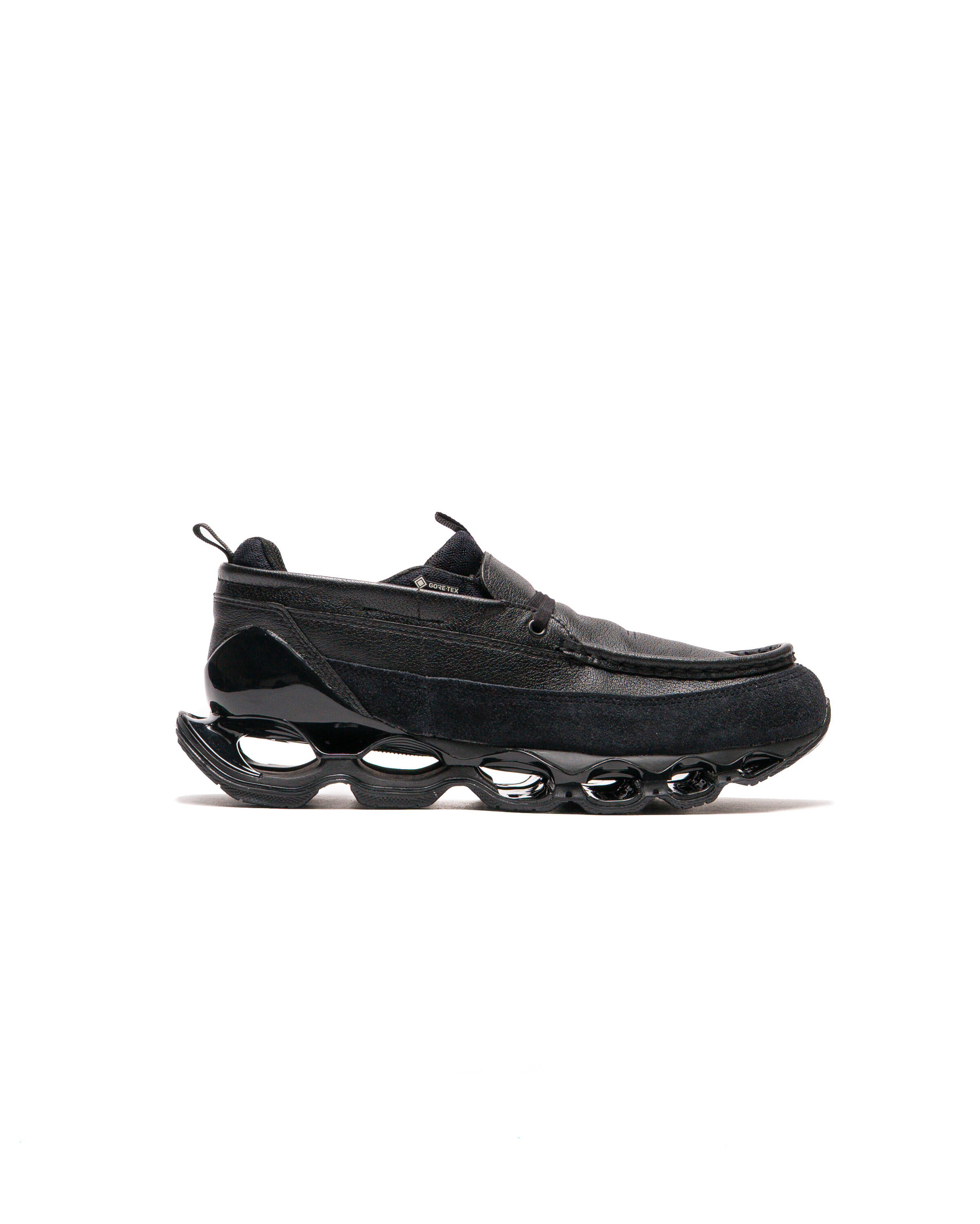 A Closer Look at Mizuno's Wave Prophecy Moc GORE-TEX — eye_C
