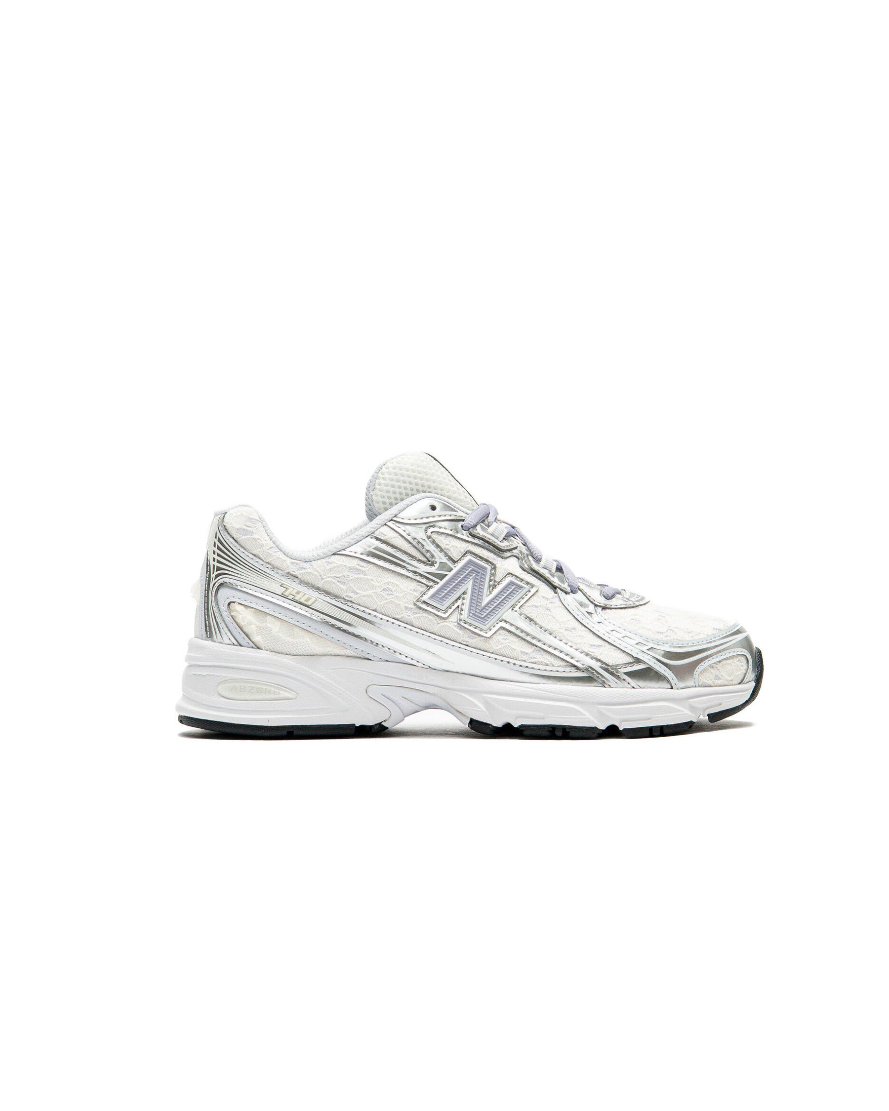 New Balance 740