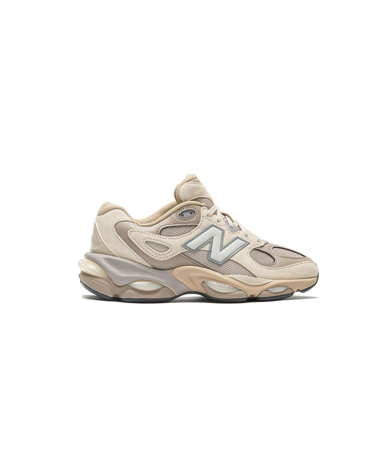 New Balance 983