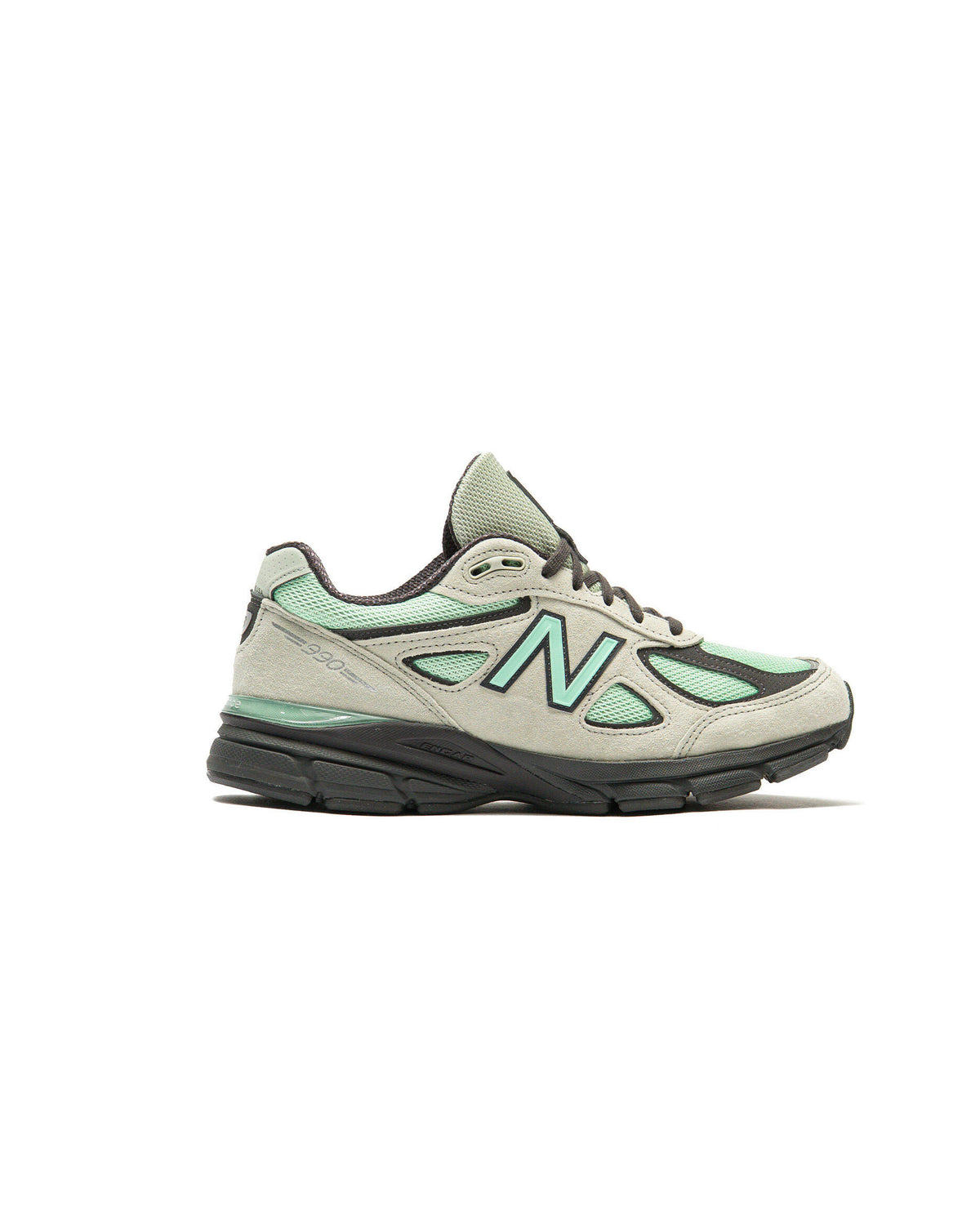 New Balance 990v4 - Made in USA