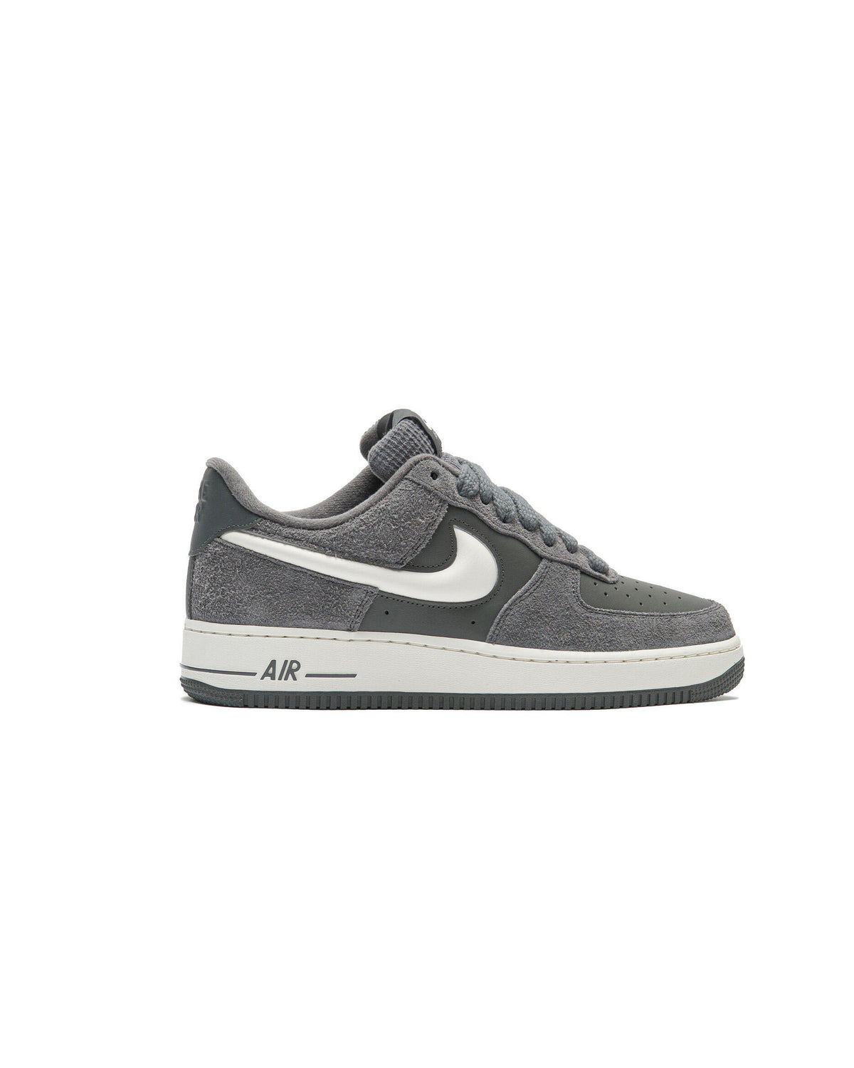 Nike AIR FORCE 1 '07 LV8