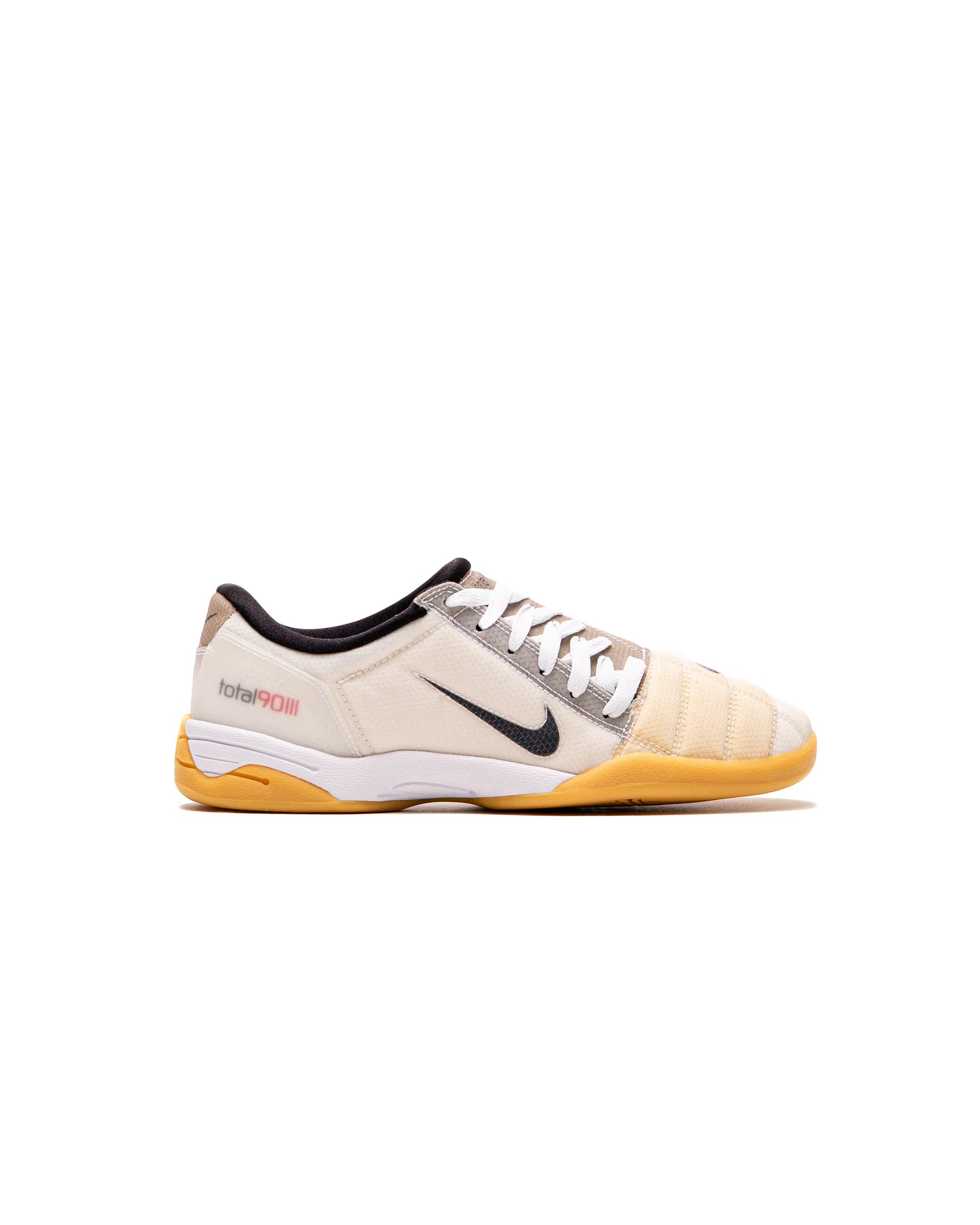 Nike Total 90
