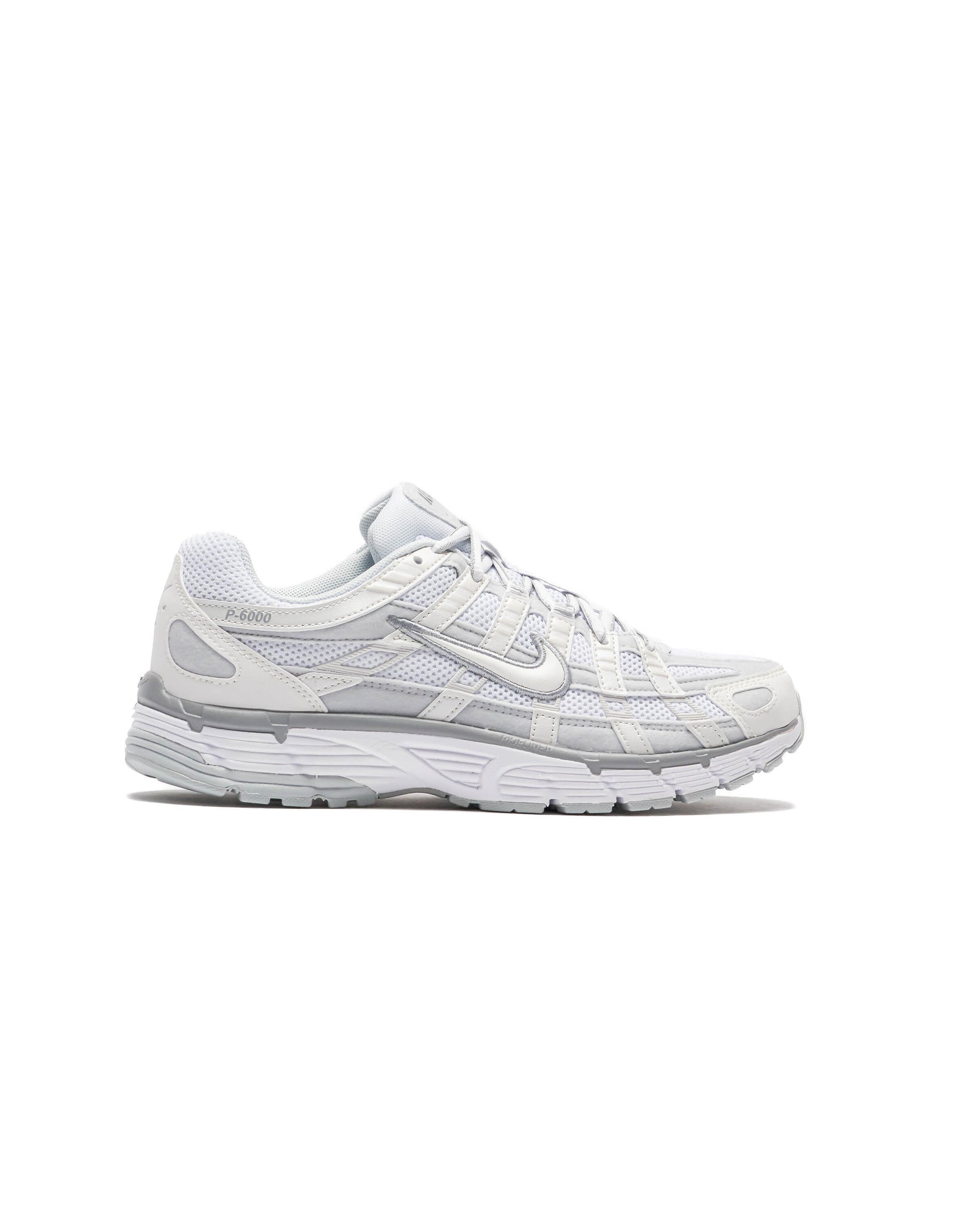 Nike WMNS P-6000