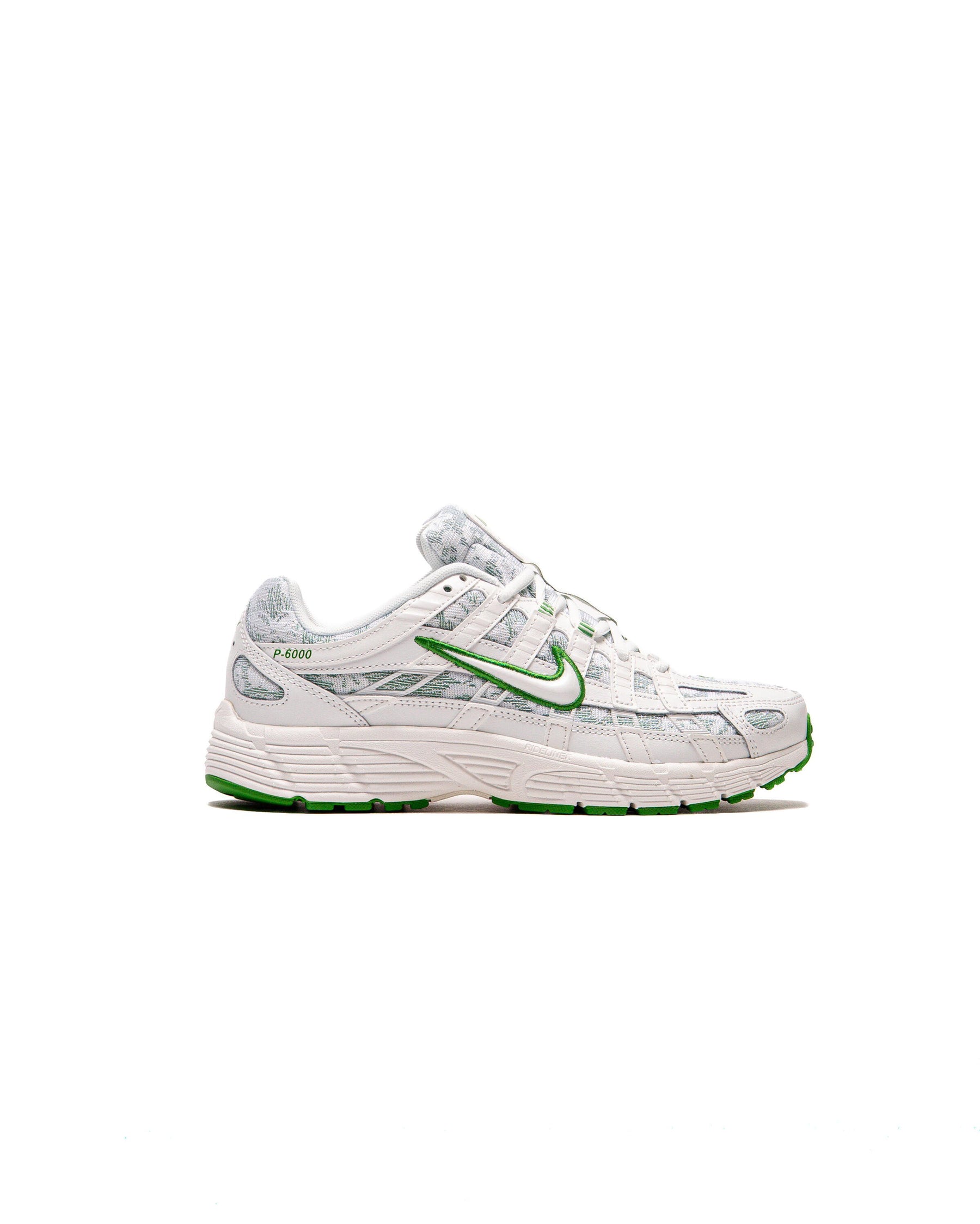 Nike WMNS P-6000