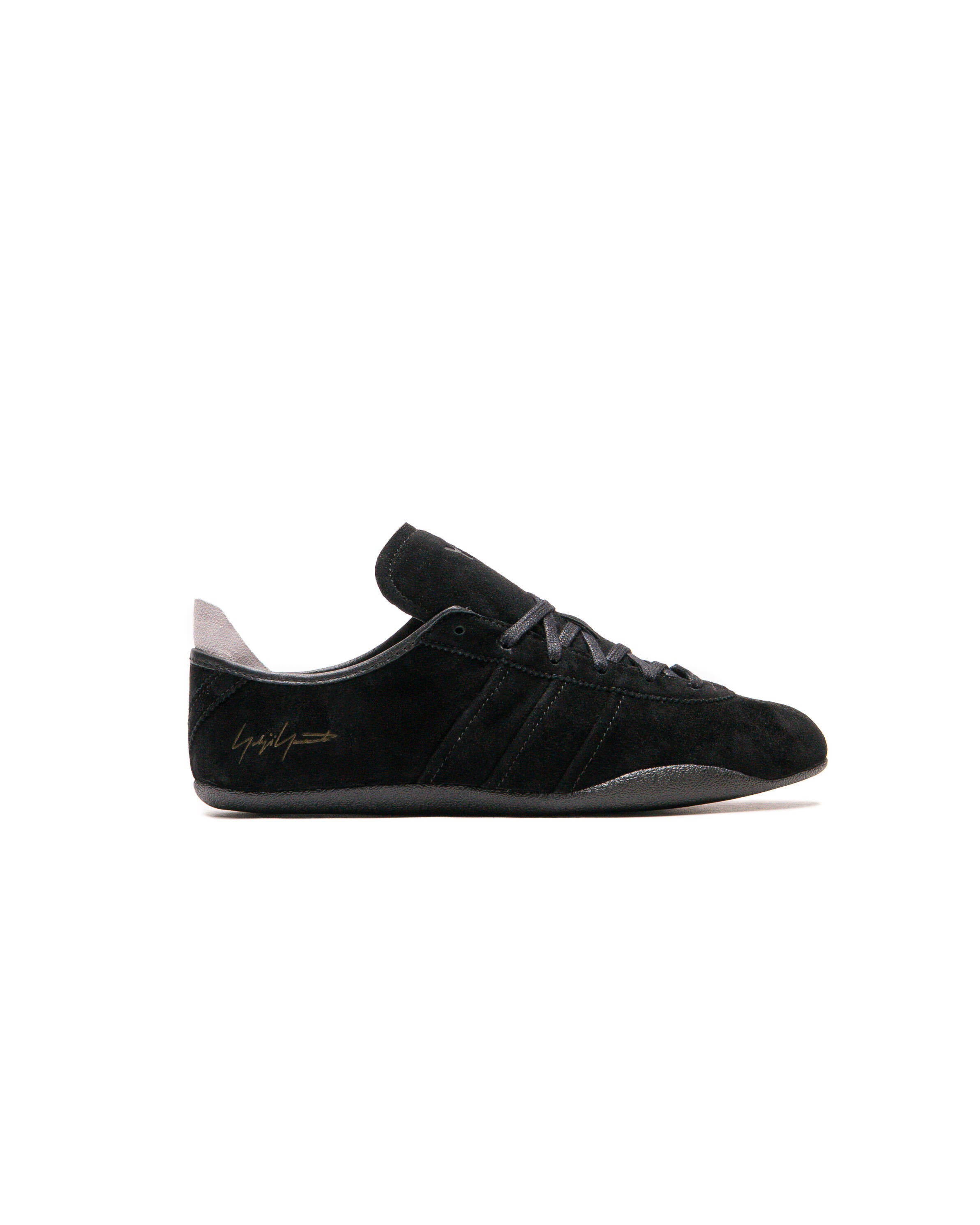 y-3-tokyo-black-black-black-