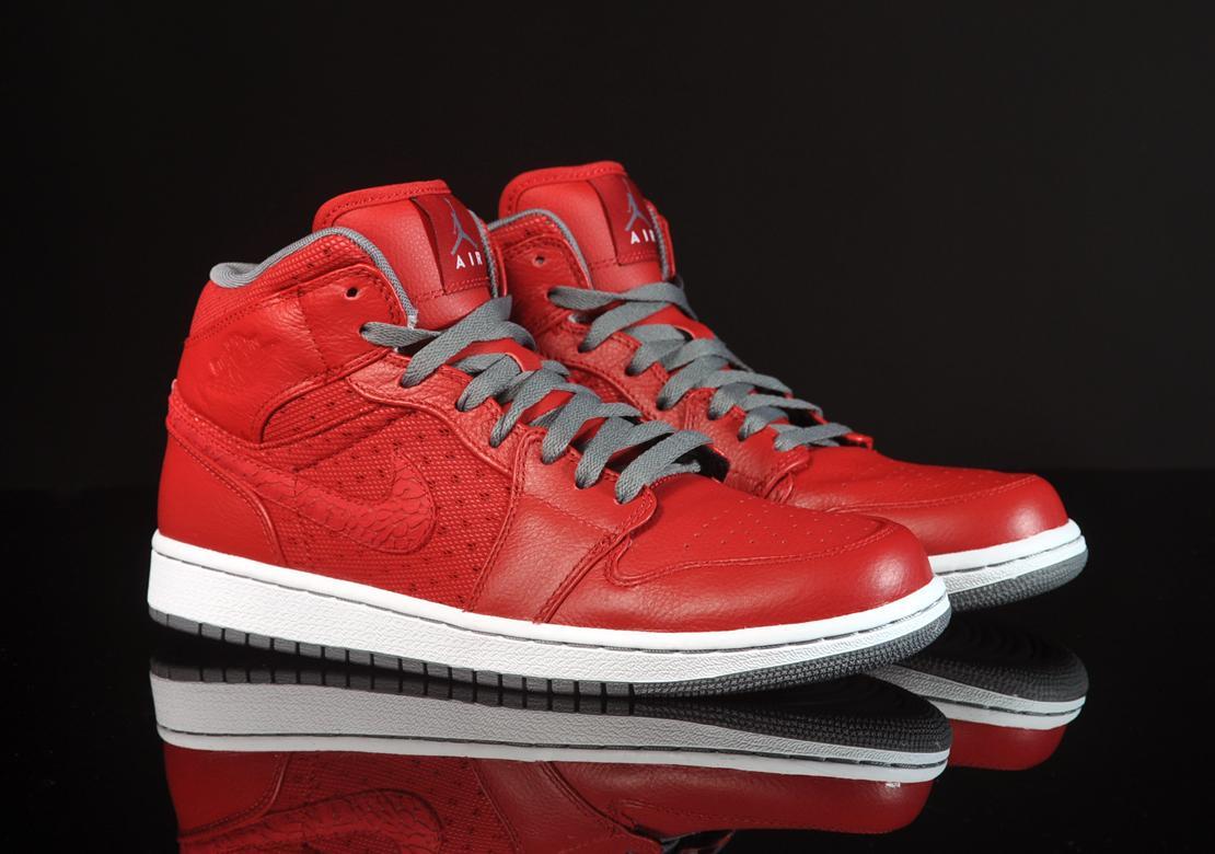 Air Jordan 1 Phat