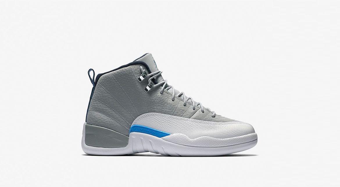 Air Jordan 12 Retro "University Blue"