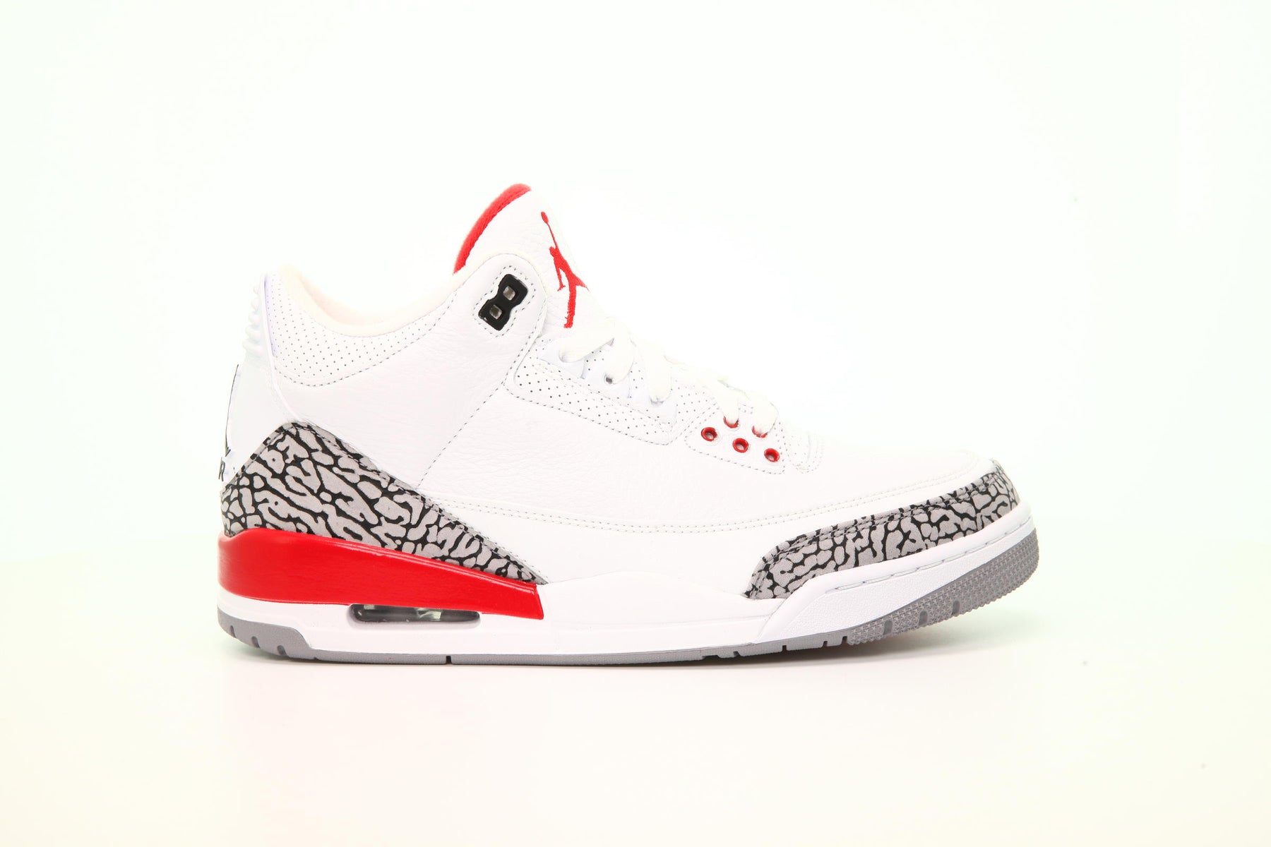 Air Jordan 3 Retro "Katrina"