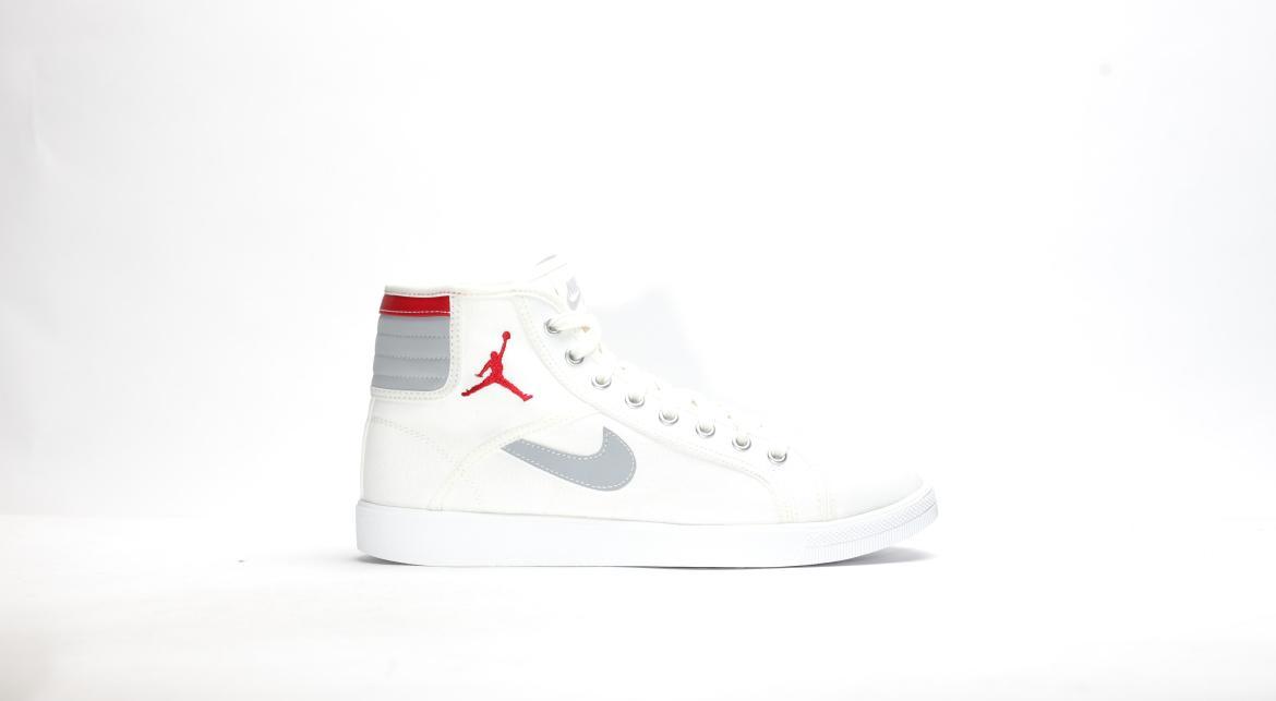 Air Jordan Skyhigh OG