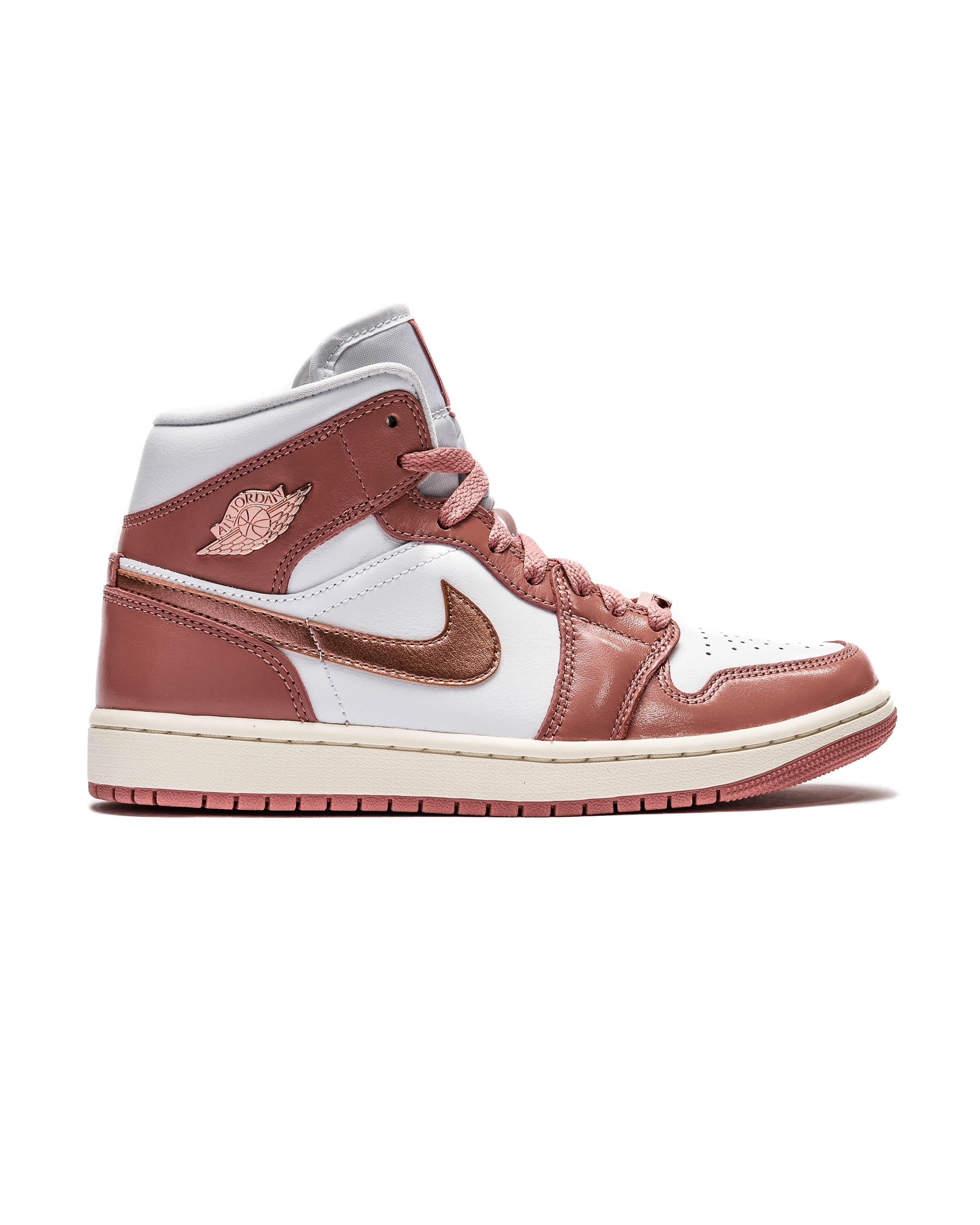 Jordan hot sale mid retro