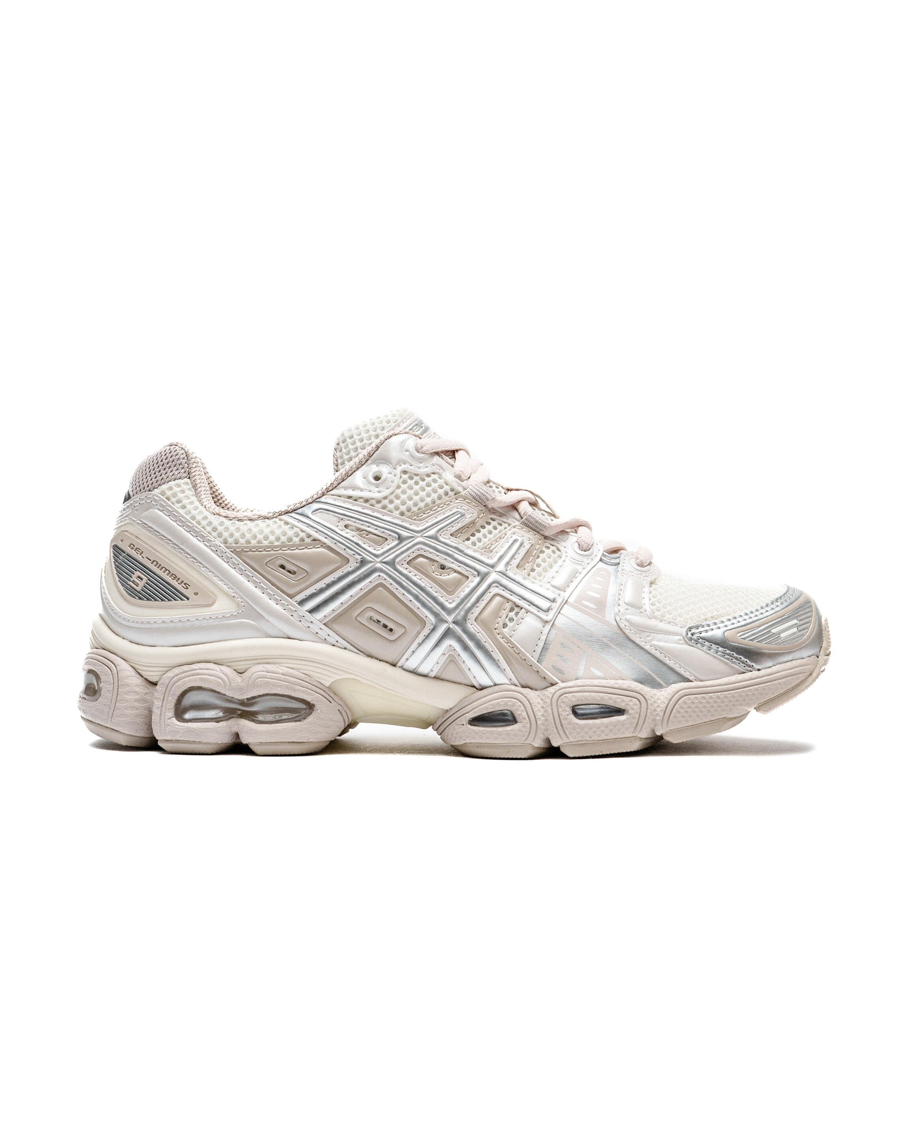 Asics WMNS GEL-NIMBUS 9