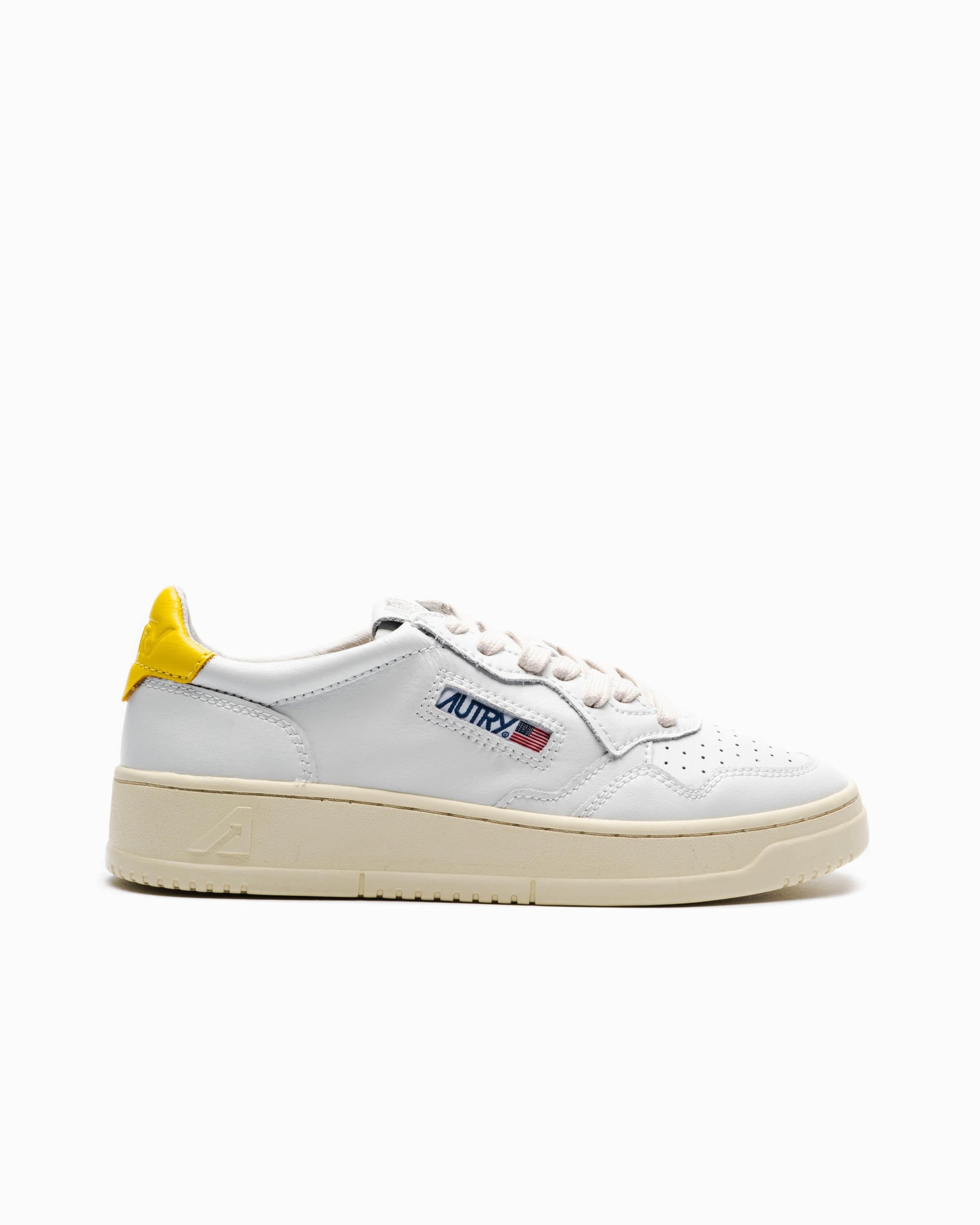 Autry Action Shoes WMNS Medalist Low