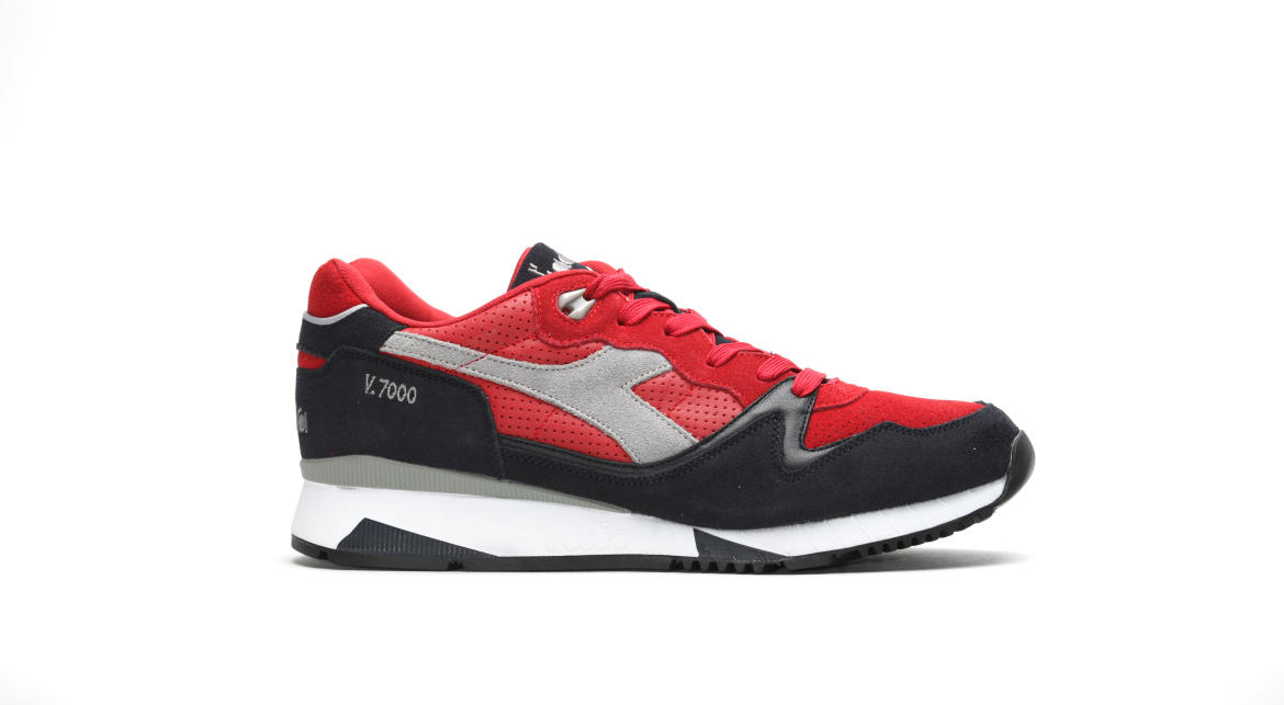 Diadora V7000 PREMIUM "NINE IRON"