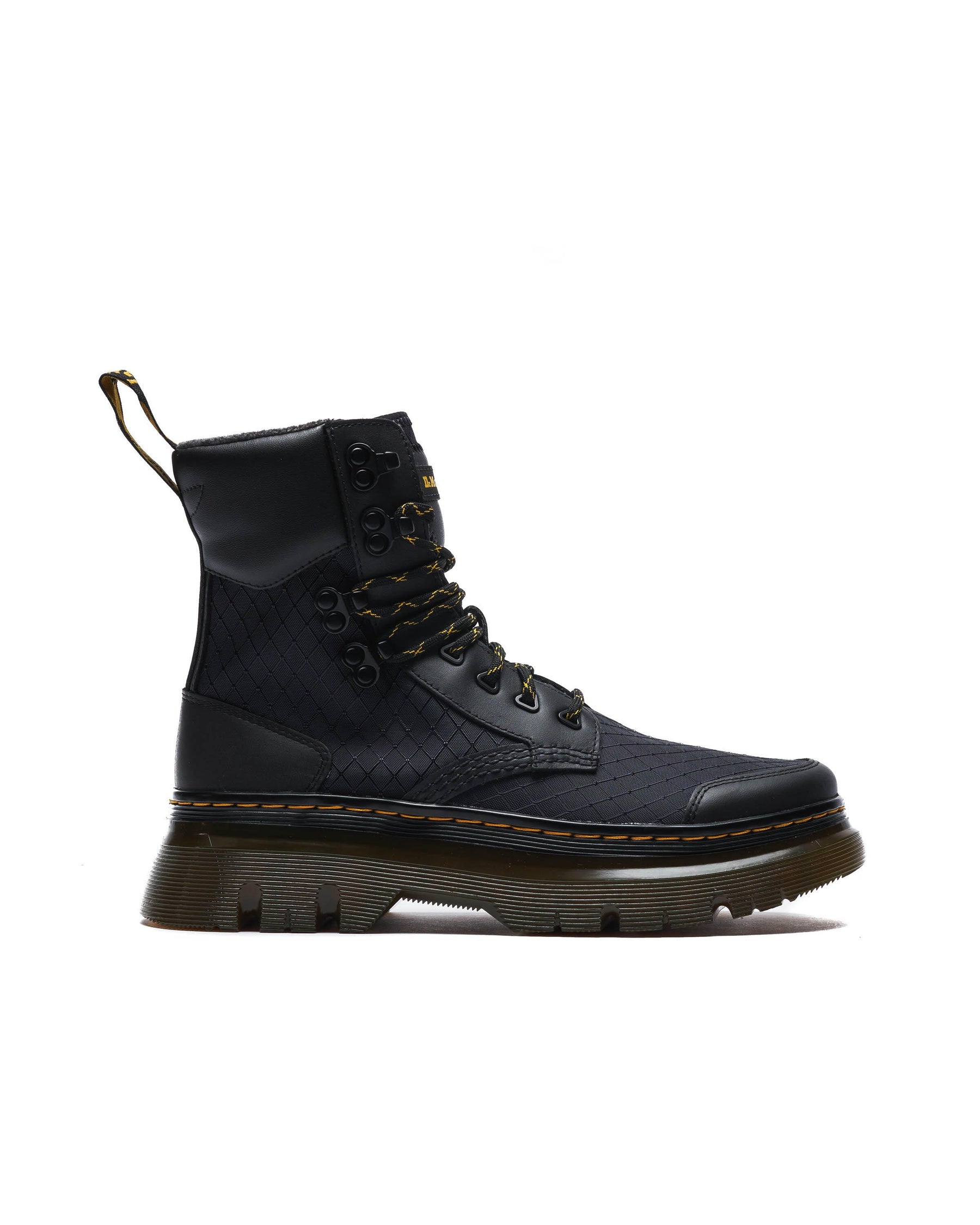Dr. Martens Tarik