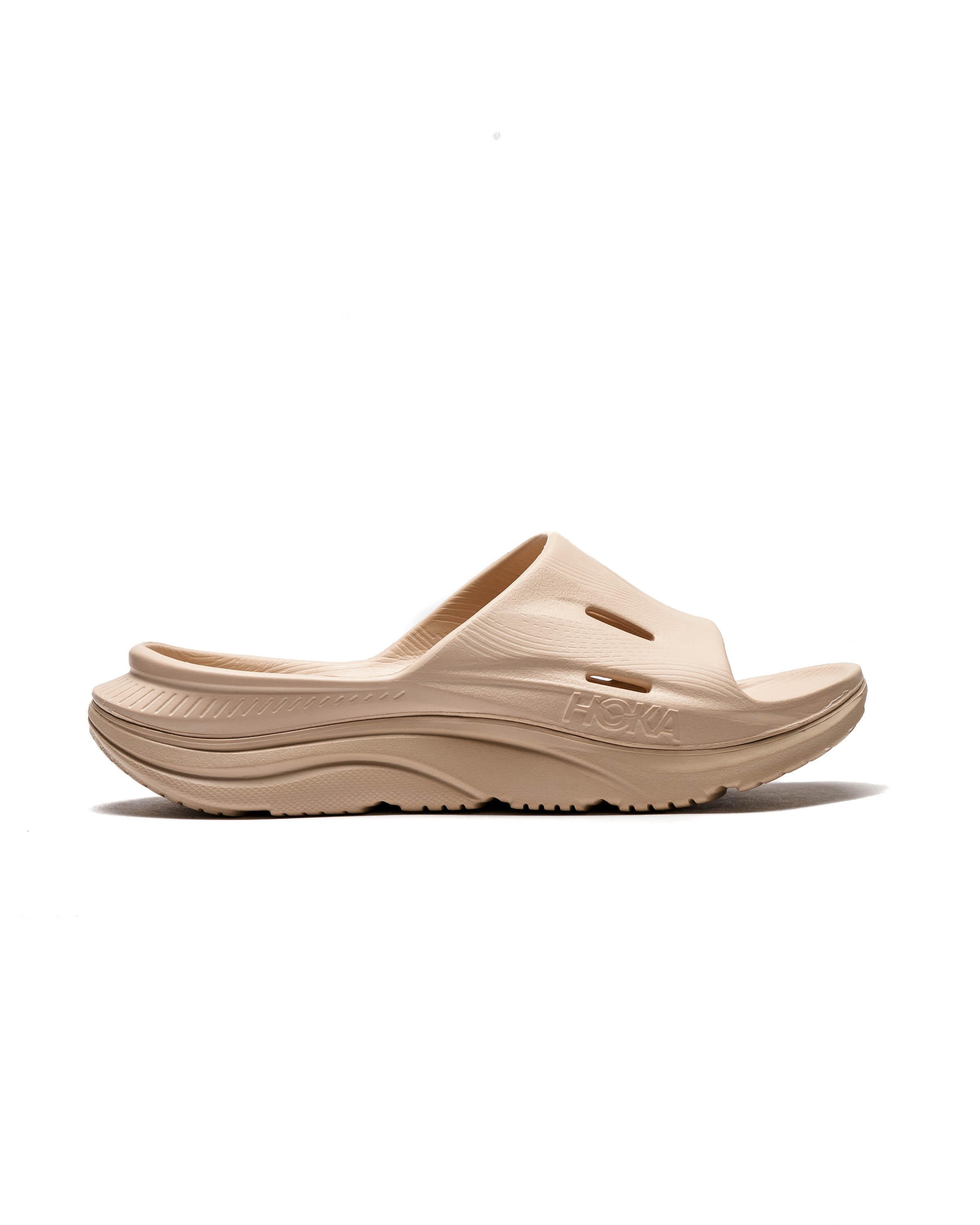 hoka-one-one-ora-recovery-