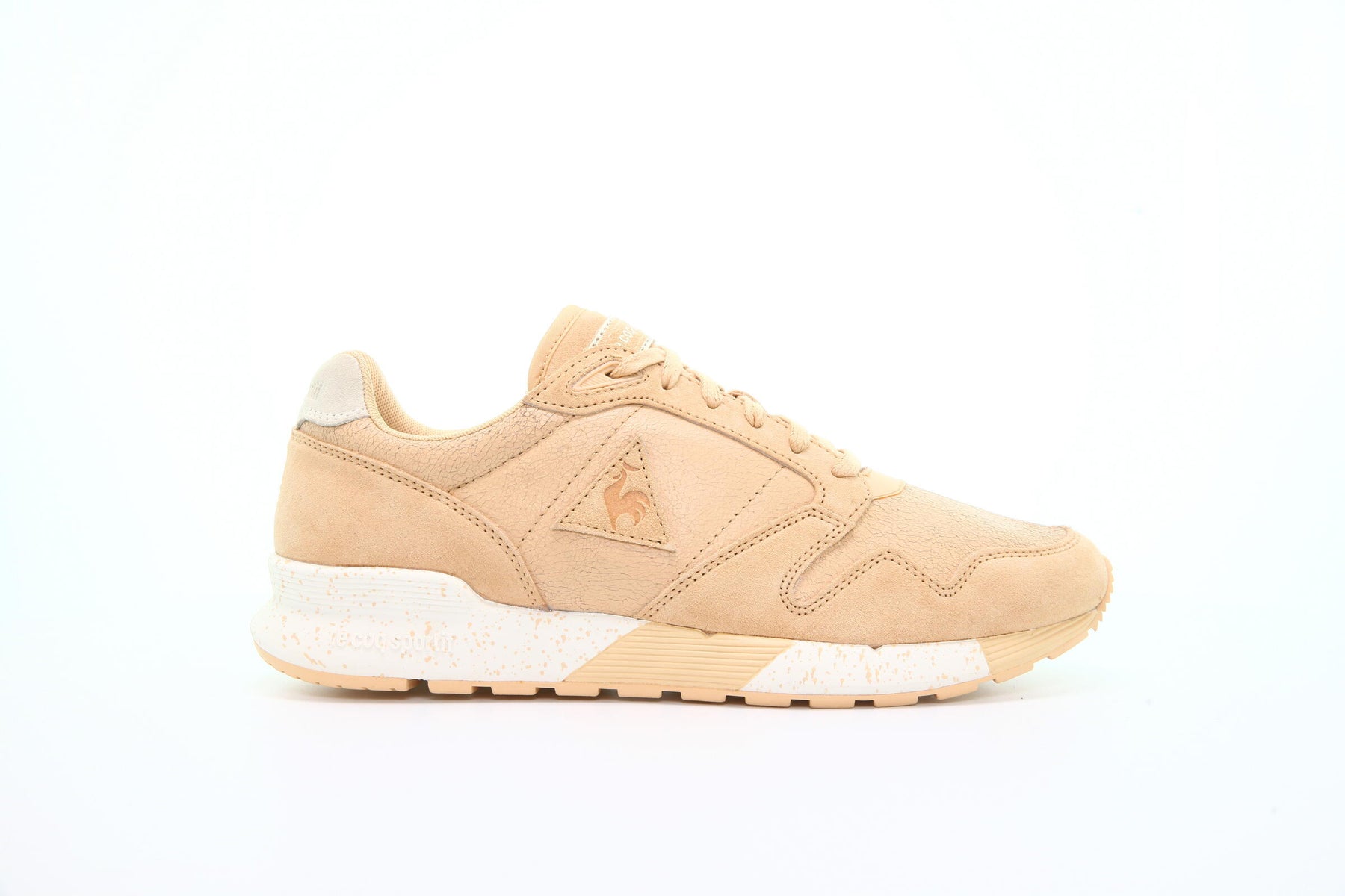 Le Coq Sportif x Lea Omega "Desert Dust"