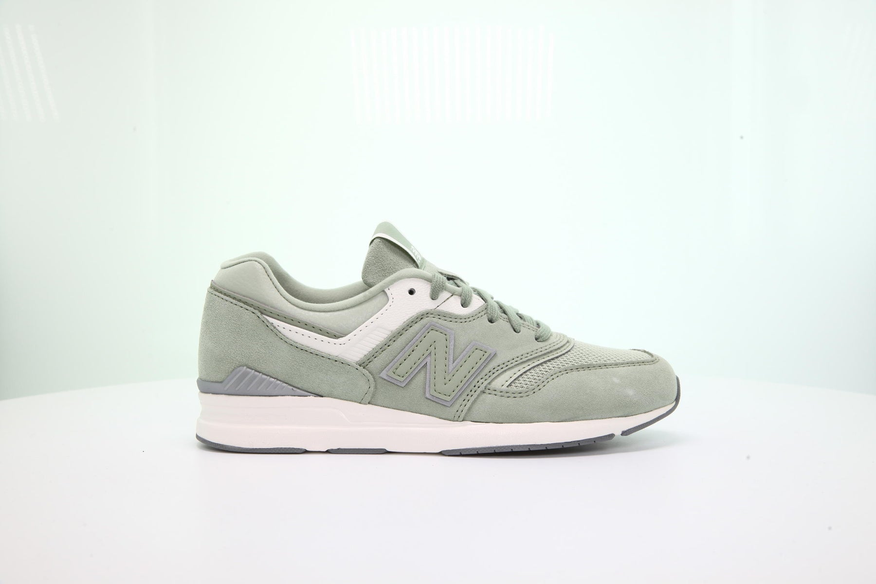 New Balance WL 697 CO "Mint Cream"