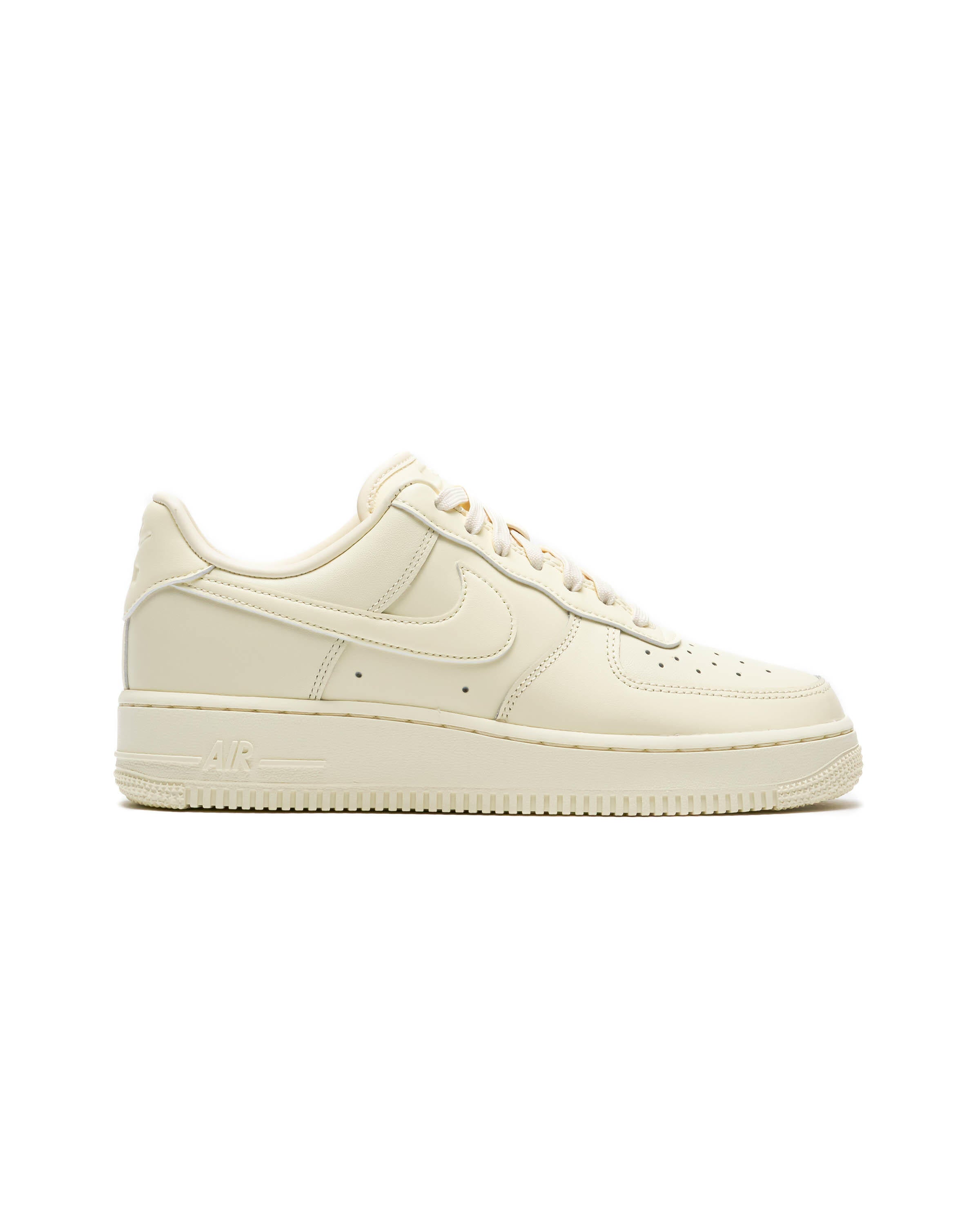 Nike WMNS AIR FORCE 1 '07 ESS SNKR | DX6541-100 | AFEW STORE