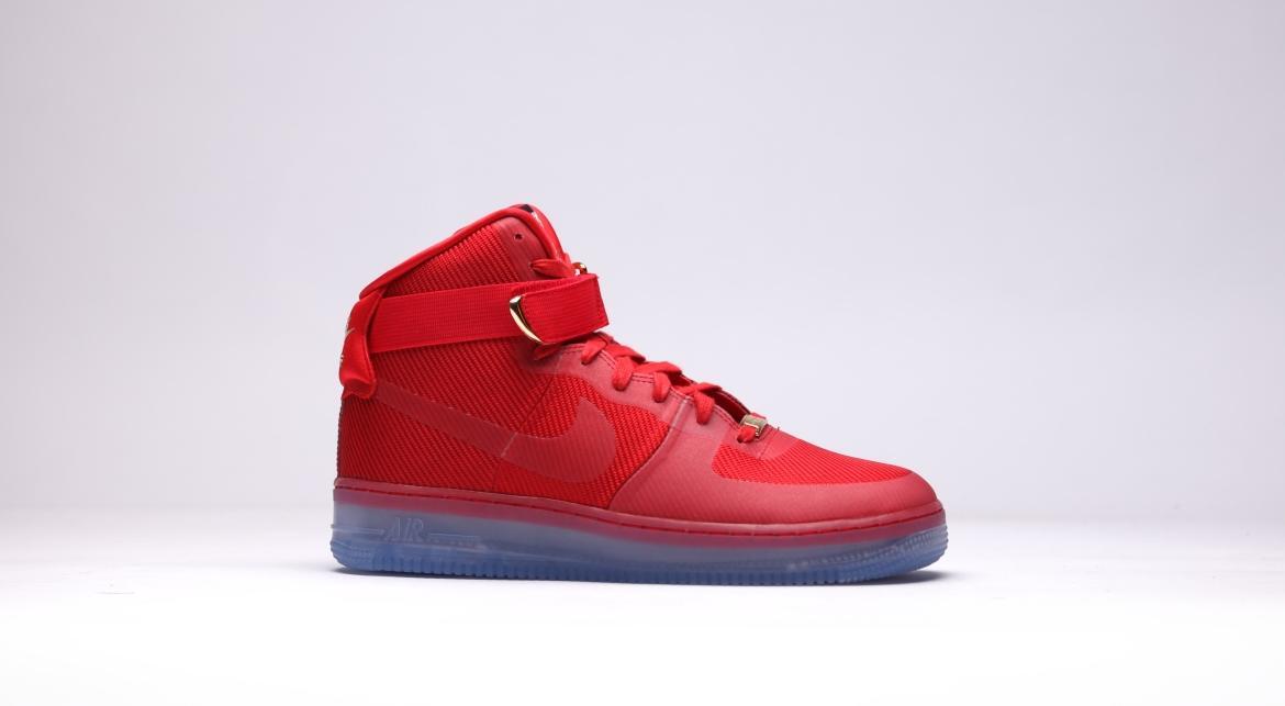 Nike Air Force 1 Cmft Lux "University Red"