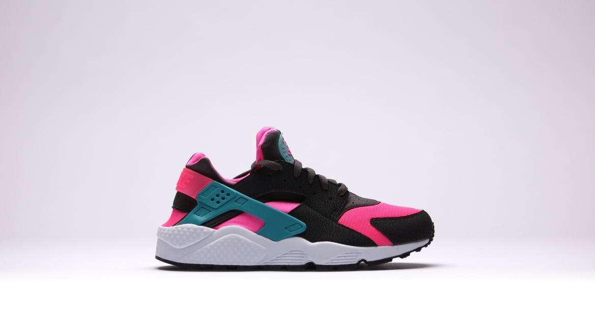 Nike Air Huarache "Hyper Pink"