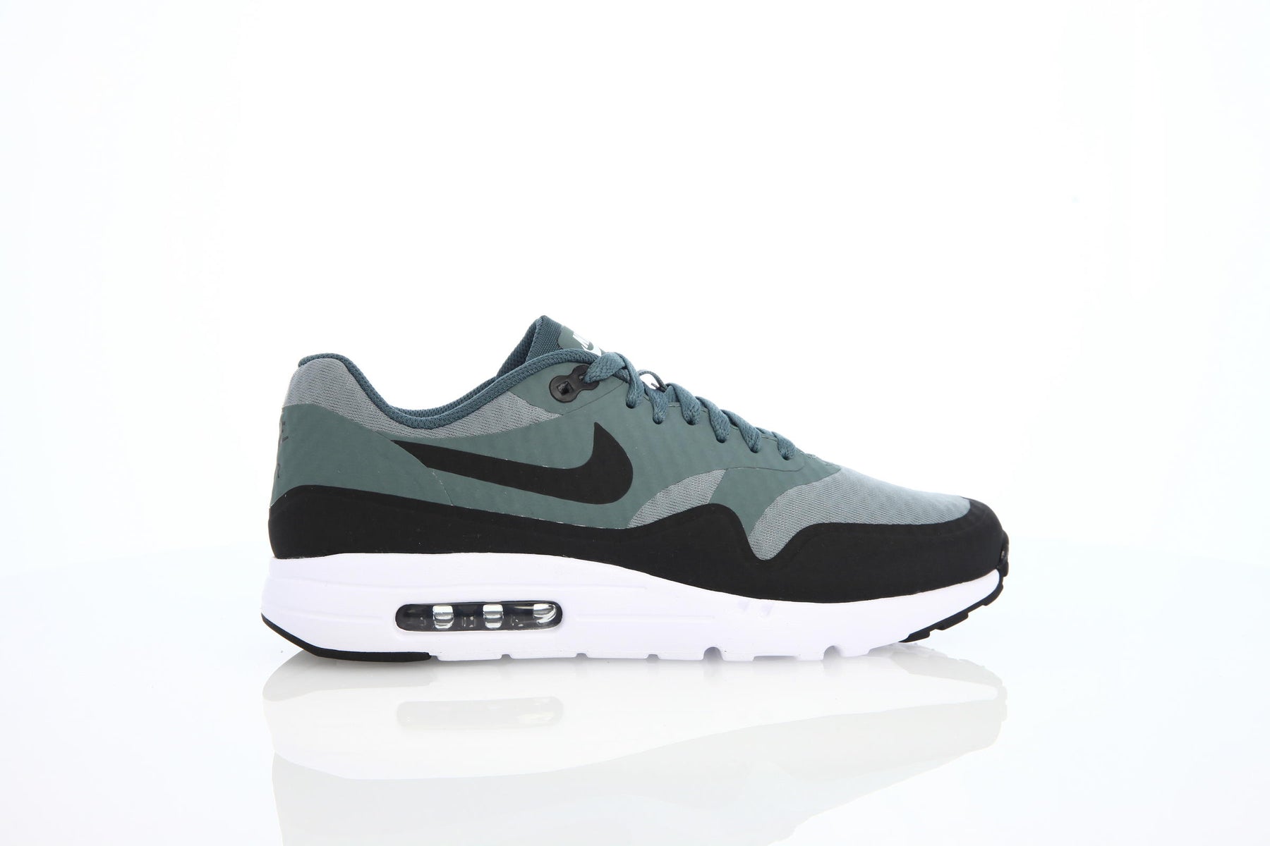 Nike Air Max 1 Ultra Essential "Shark"