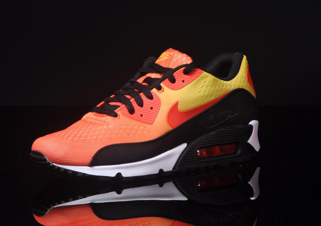 Nike Air Max 90 EM