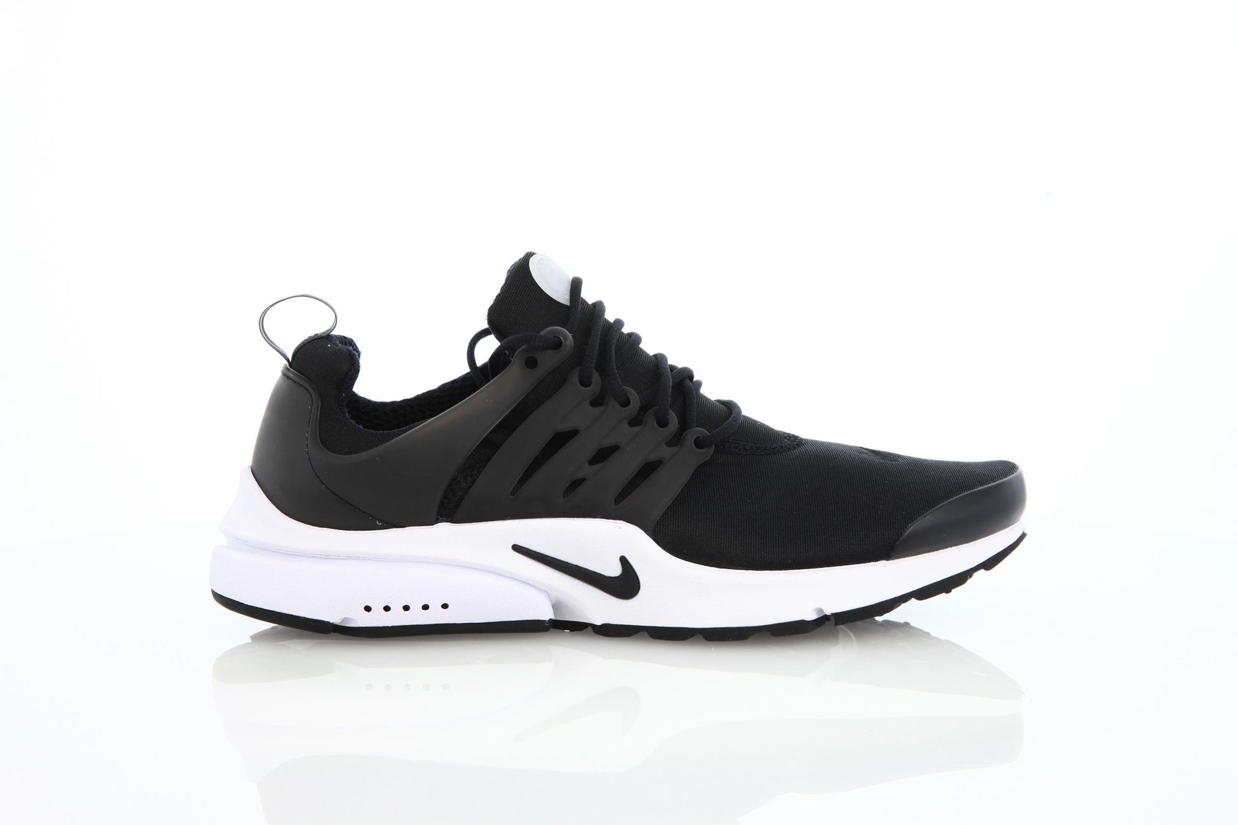 Nike Air Presto Essential "Black N White"