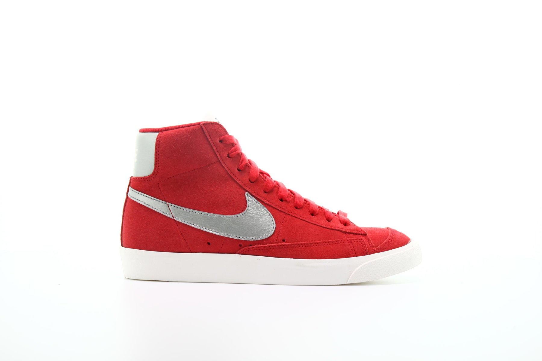 Nike Blazer Mid '77 VNTG "University Red"