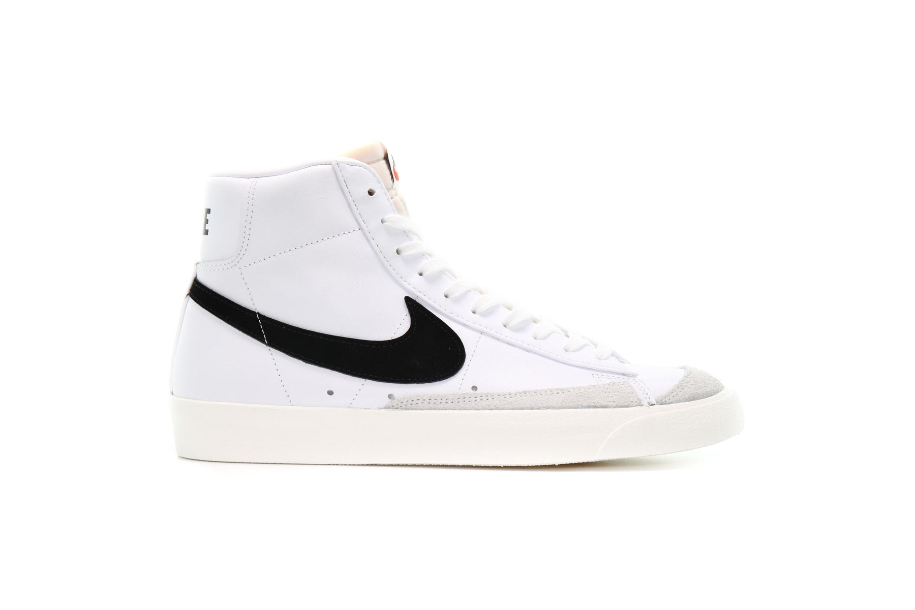 Nike BLAZER MID '77 VNTG "BLACK"