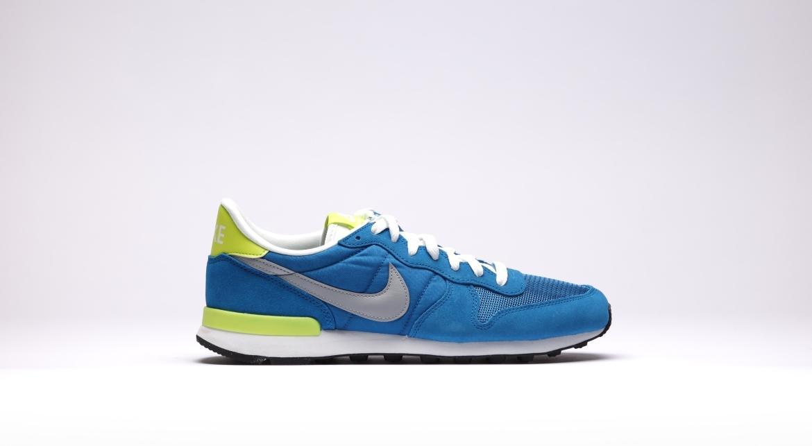 Nike Internationalist "Military Blue"