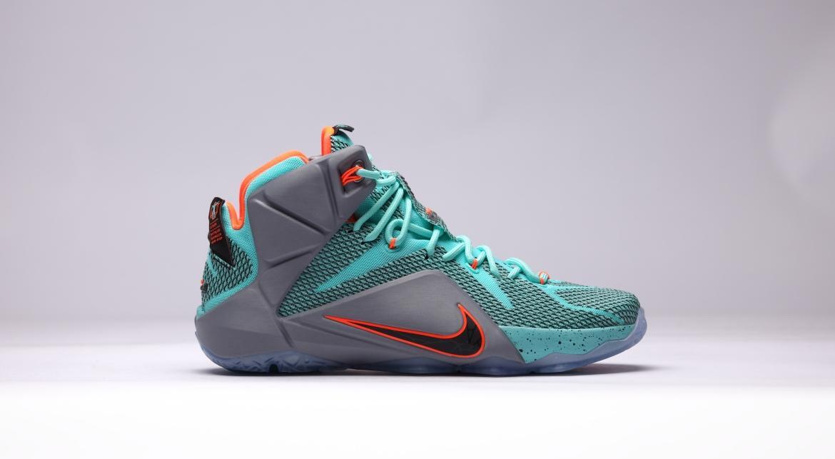 Nike Lebron XII "Hyper Turquoise"