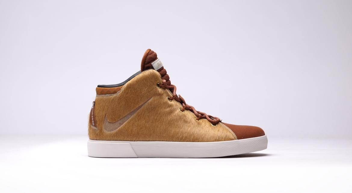 Nike Lebron XII NSW Lifestyle QS "Lions Mane"