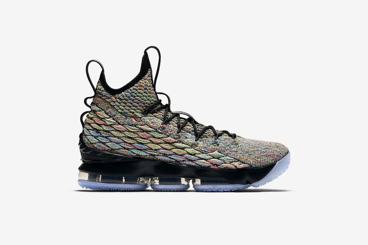Nike Lebron Xv "Multicolor"
