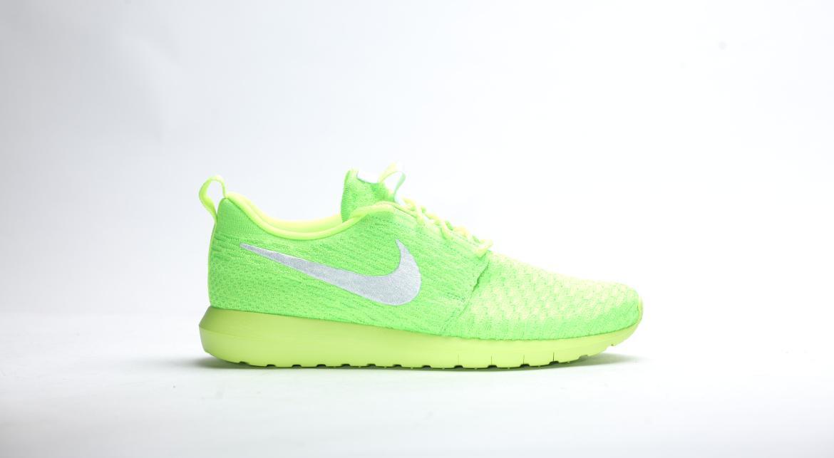 Nike Roshe Nm Flyknit "Volt"