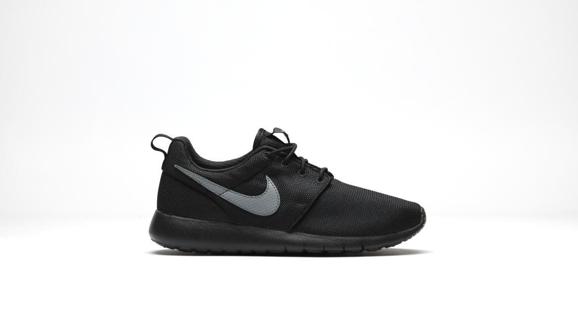 Nike Roshe One (gs) "Black Grey"