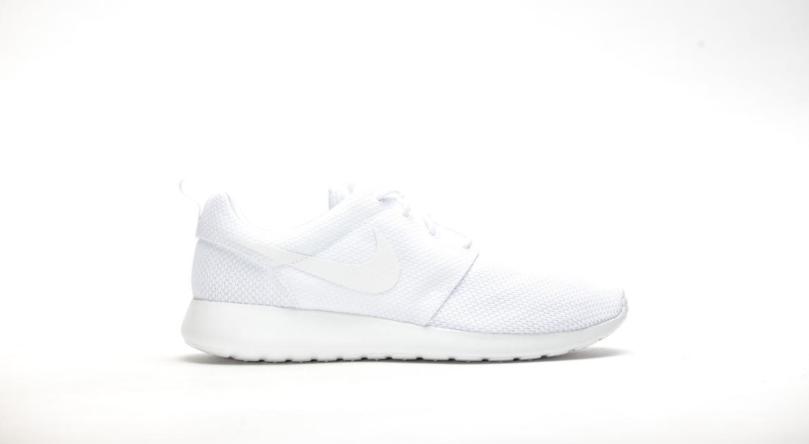 Nike Roshe One "All White"