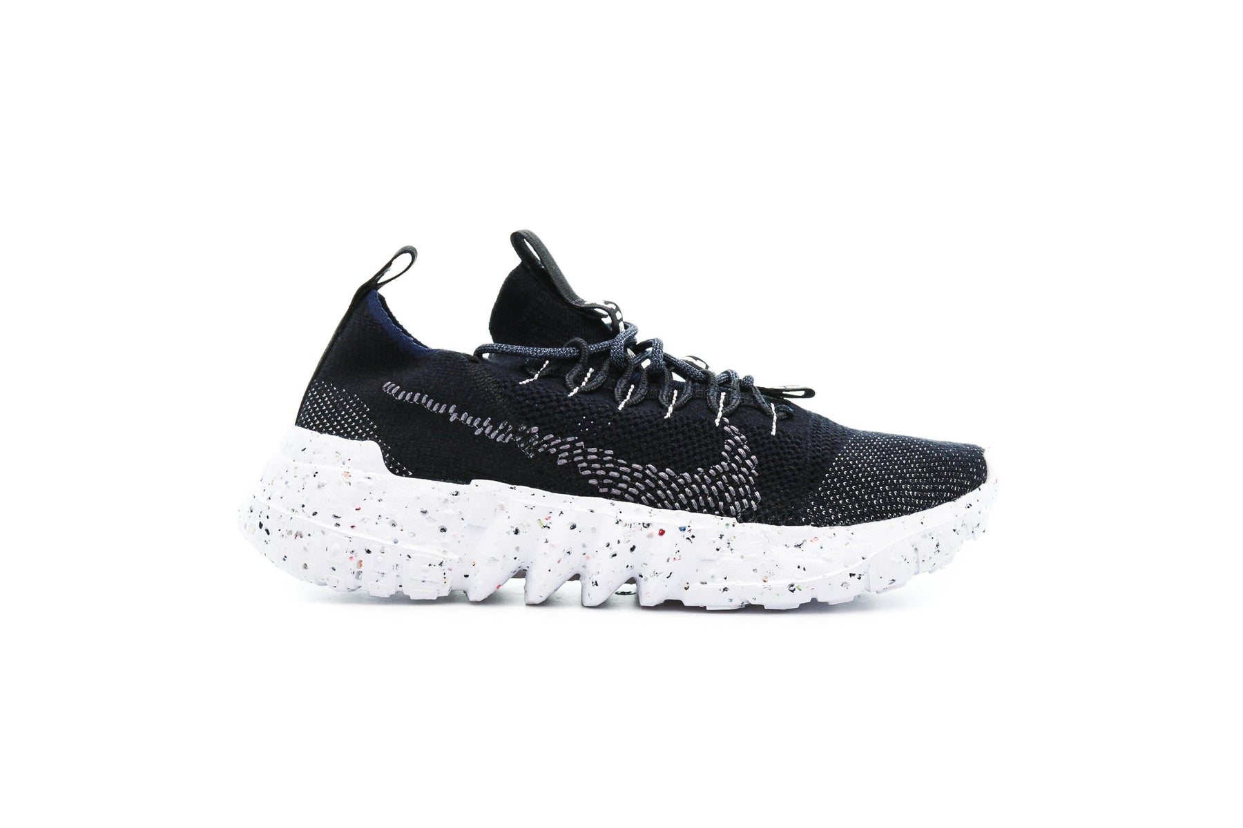 Nike SPACE HIPPIE 01