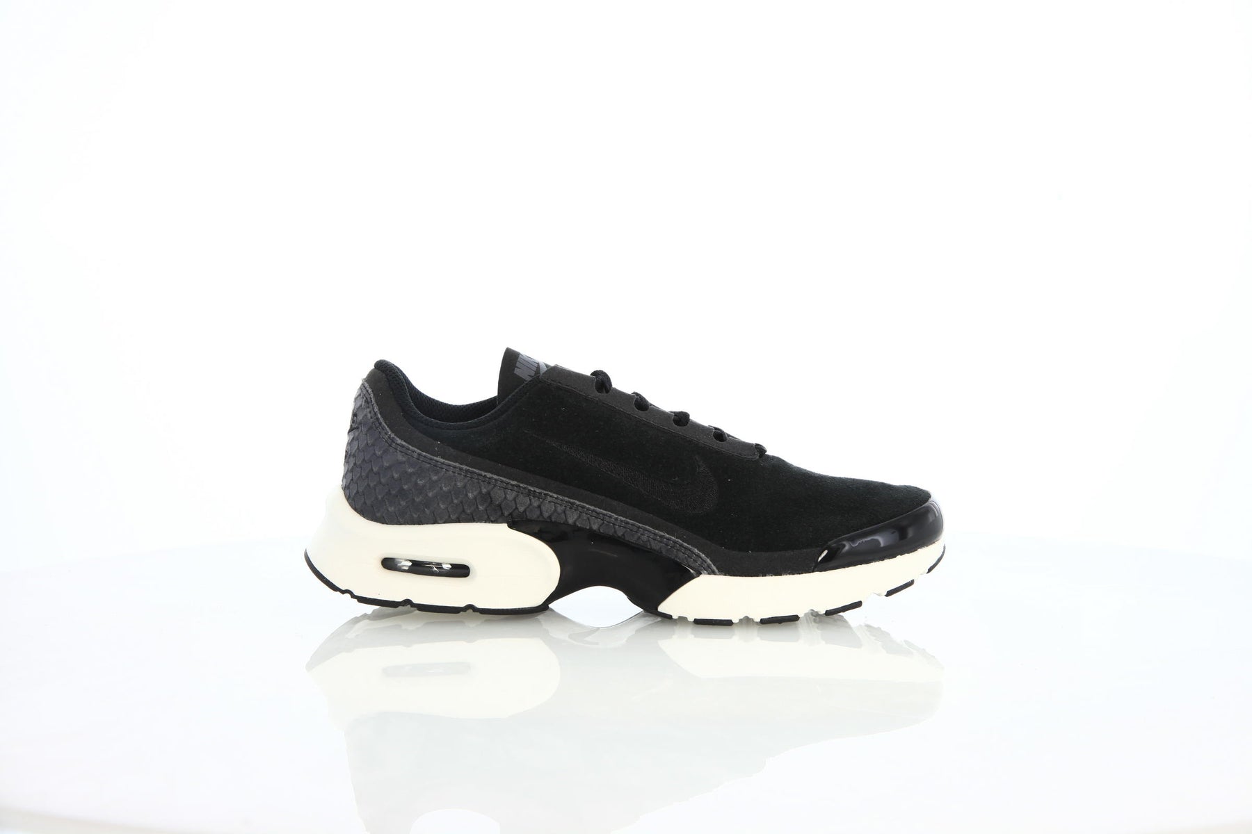 Nike Wmns Air Max Jewell Premium Txt "Black"