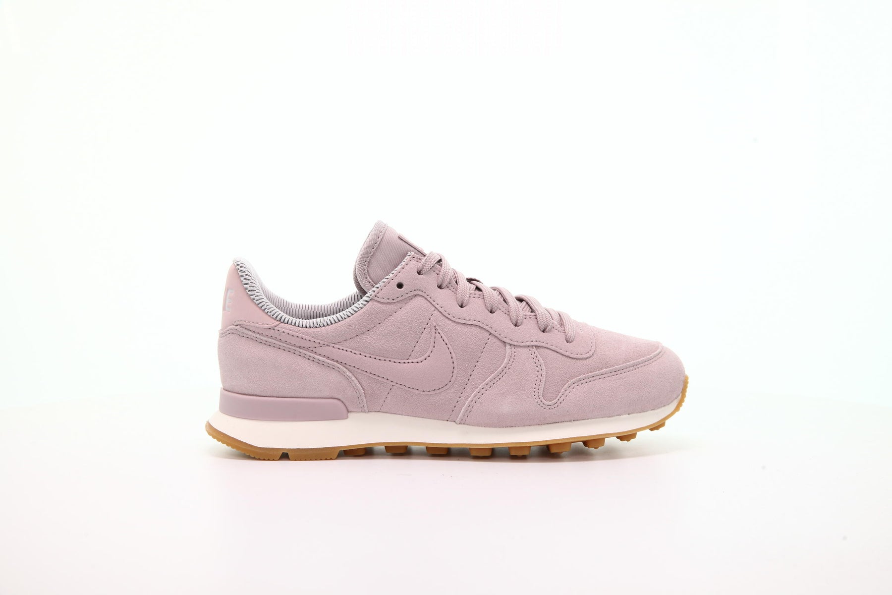 Nike Wmns Internationalist Se "Particle Rose"