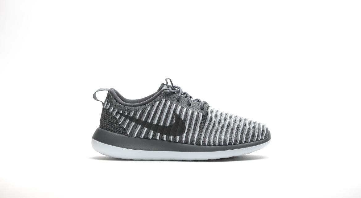 Nike W Roshe Two Flyknit "Dark Grey"