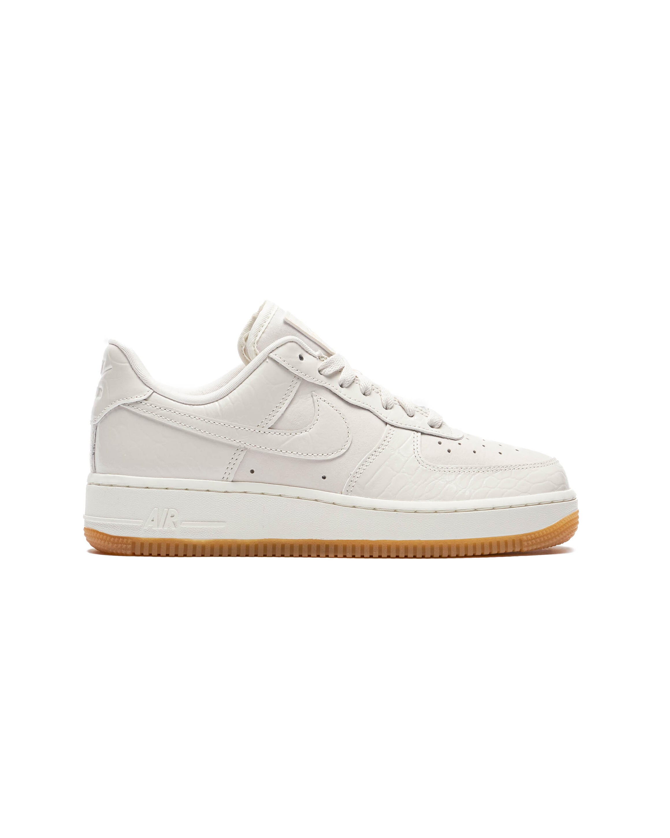 Nike AIR FORCE 1 LV8