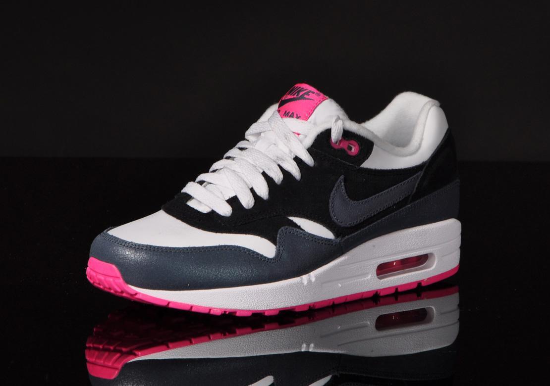 Nike Wmns Air Max 1 Essential