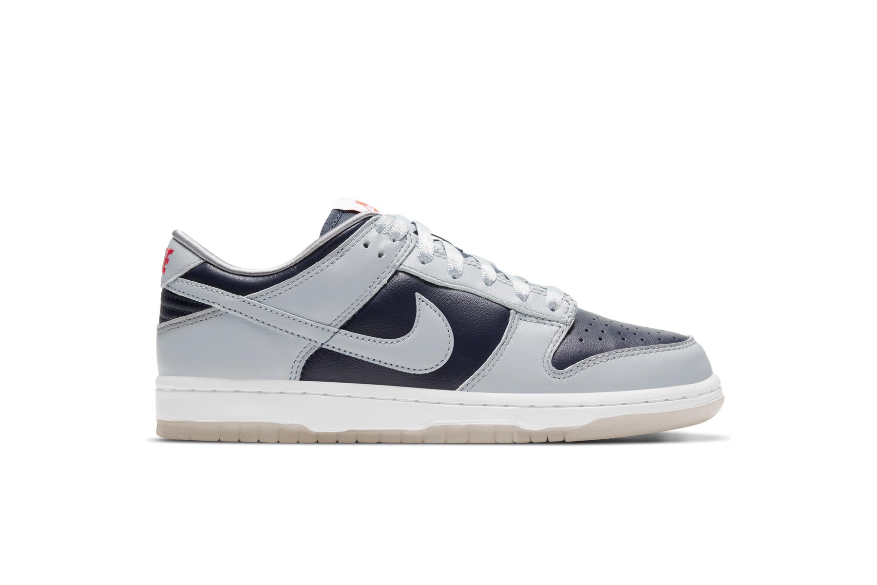 Nike WMNS DUNK LOW SP "WOLF GREY"